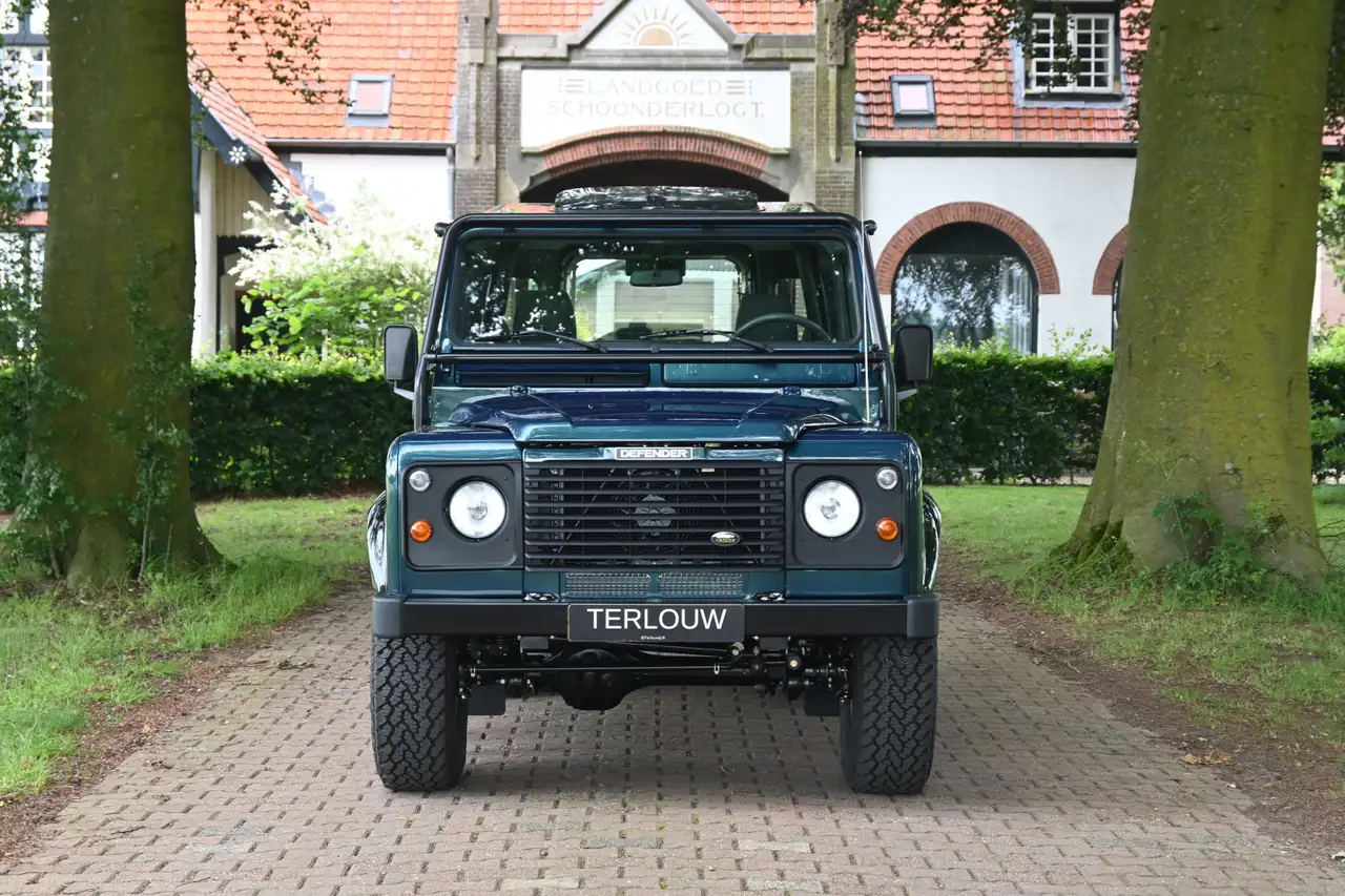 Land Rover Defender 3.9 90 50th Anniversary NL001, foto 4