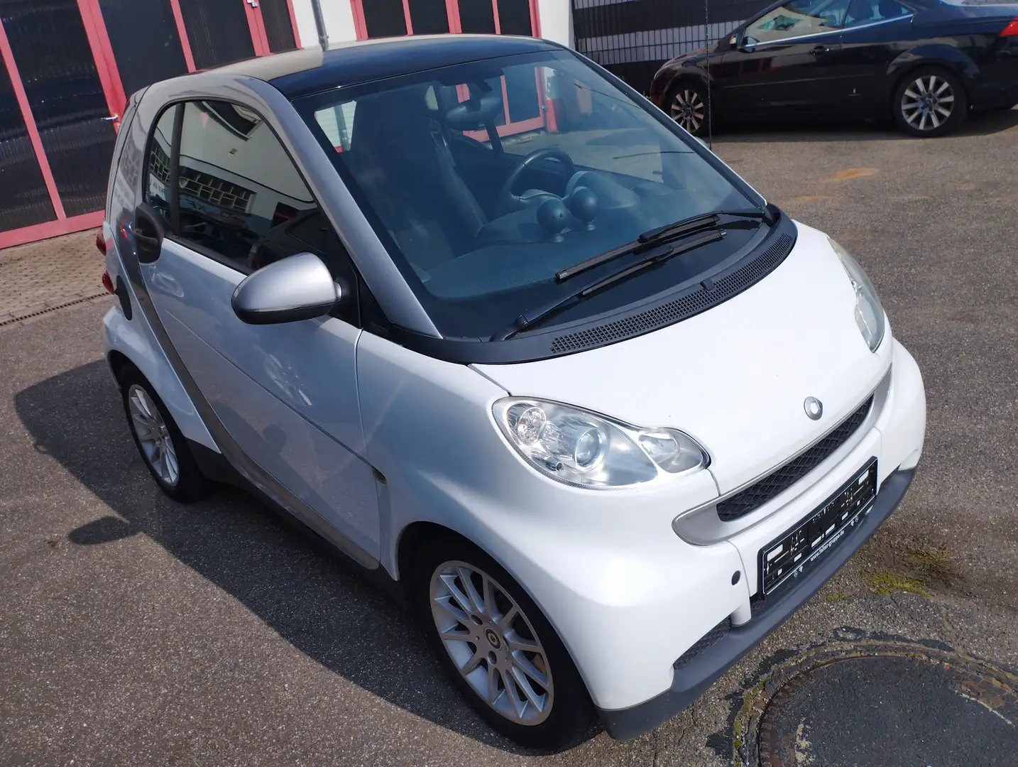 smart forTwo TOPZUSTAND mit Klima/Sitzhzg./Pano - usw. - 2