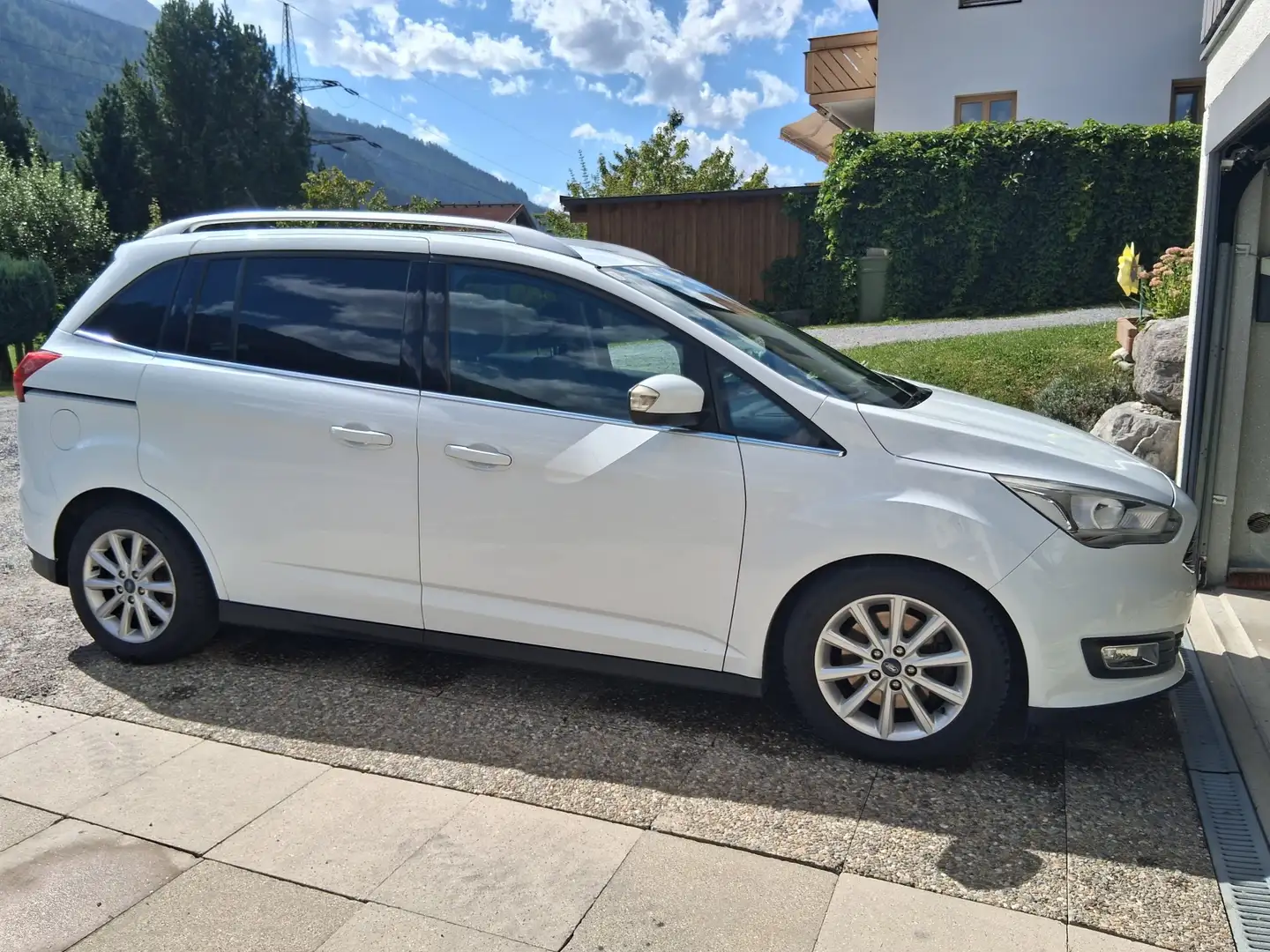 Ford C-Max Titanium 1,5 TDCi - 1