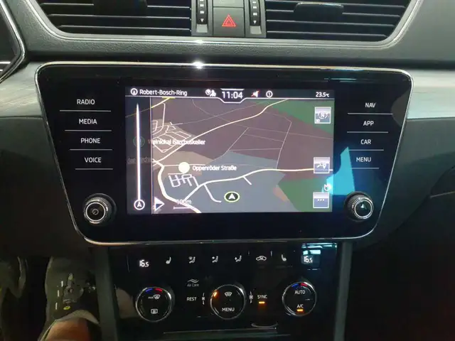 Skoda Superb view 14