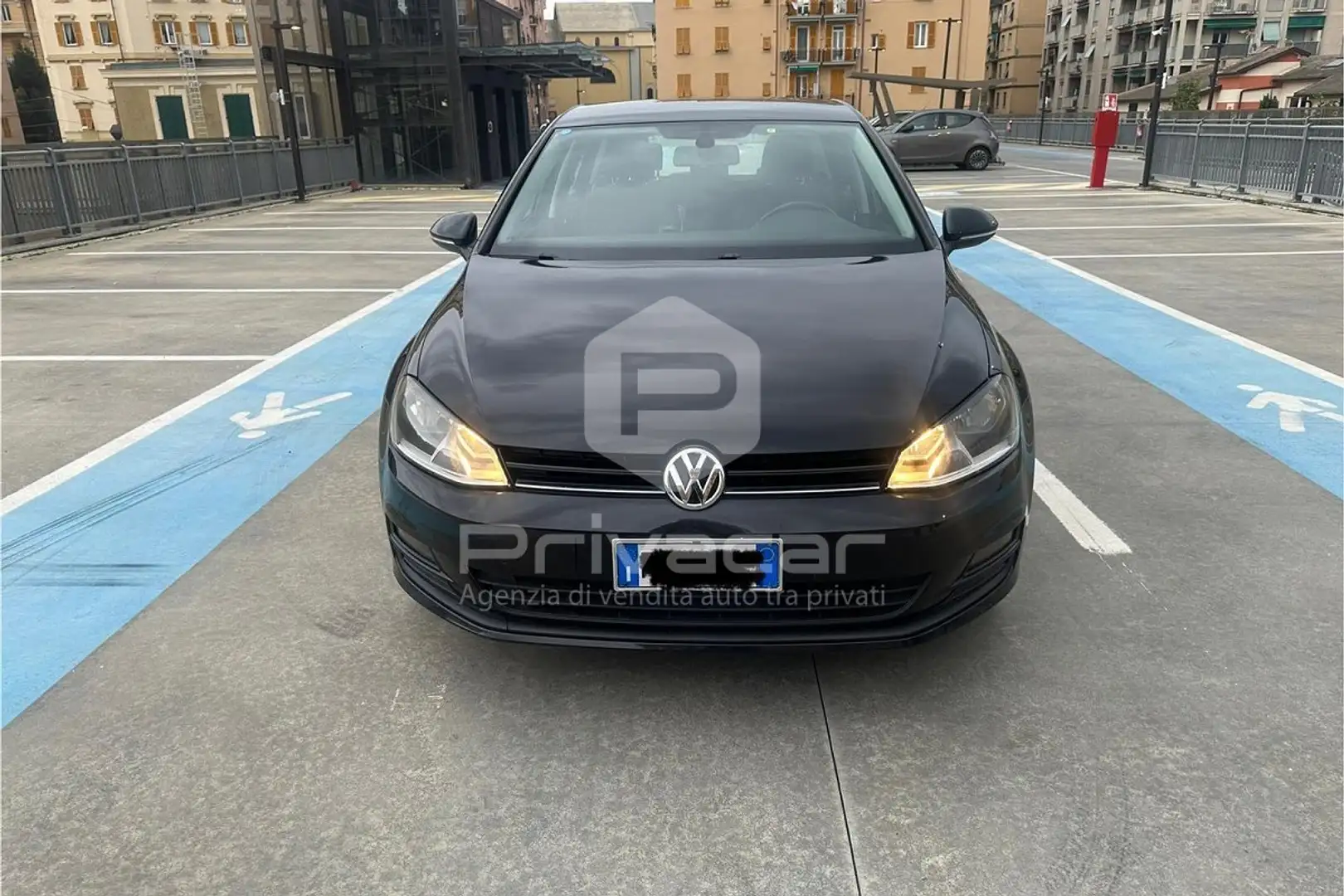 Volkswagen Golf Golf 1.6 TDI DSG 5p. Comfortline BlueMotion Technology Schwarz - 2