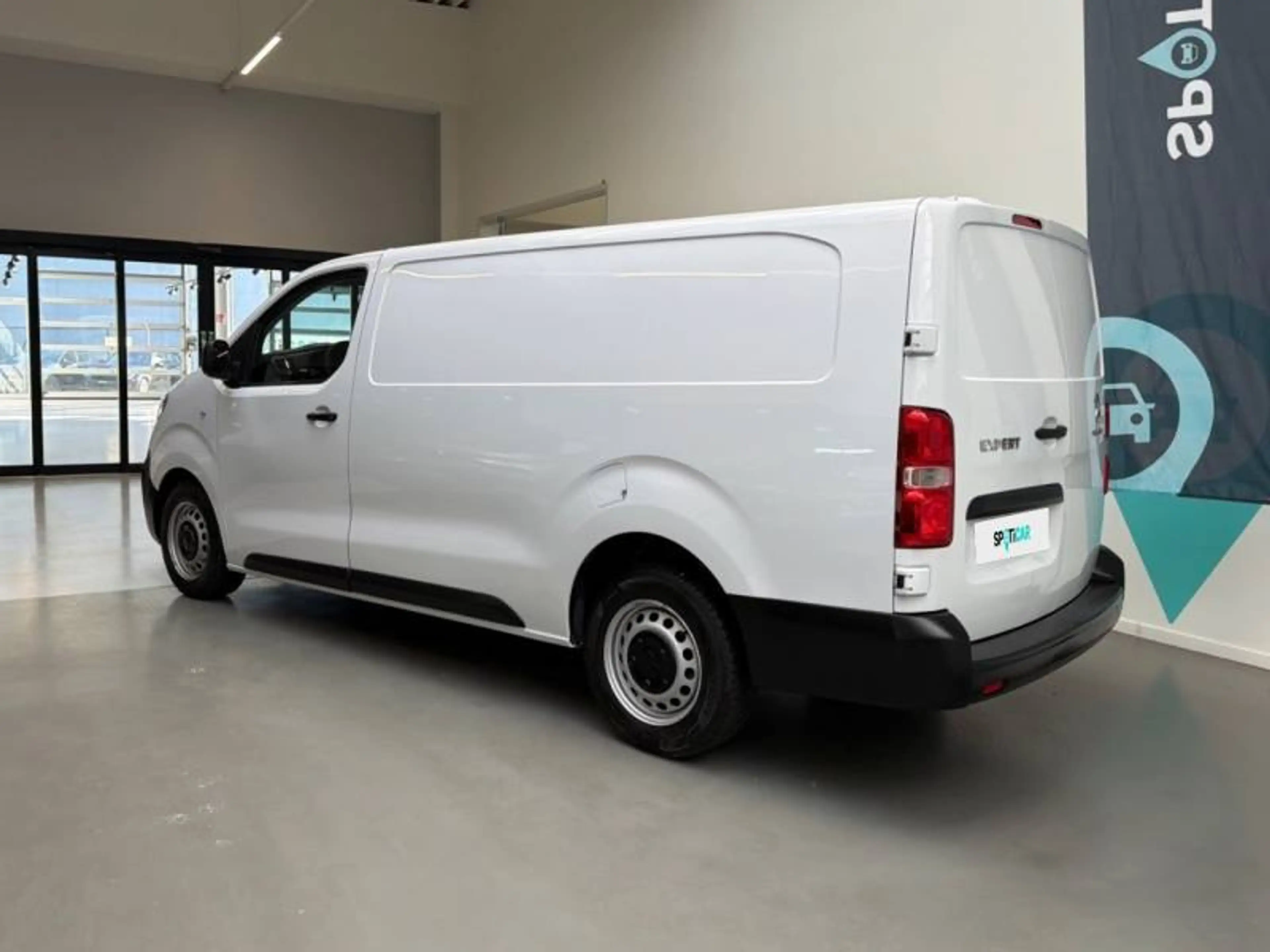 Peugeot Expert 3 Standard L2 2.0 BlueHDi 145 S&S - — photo 7