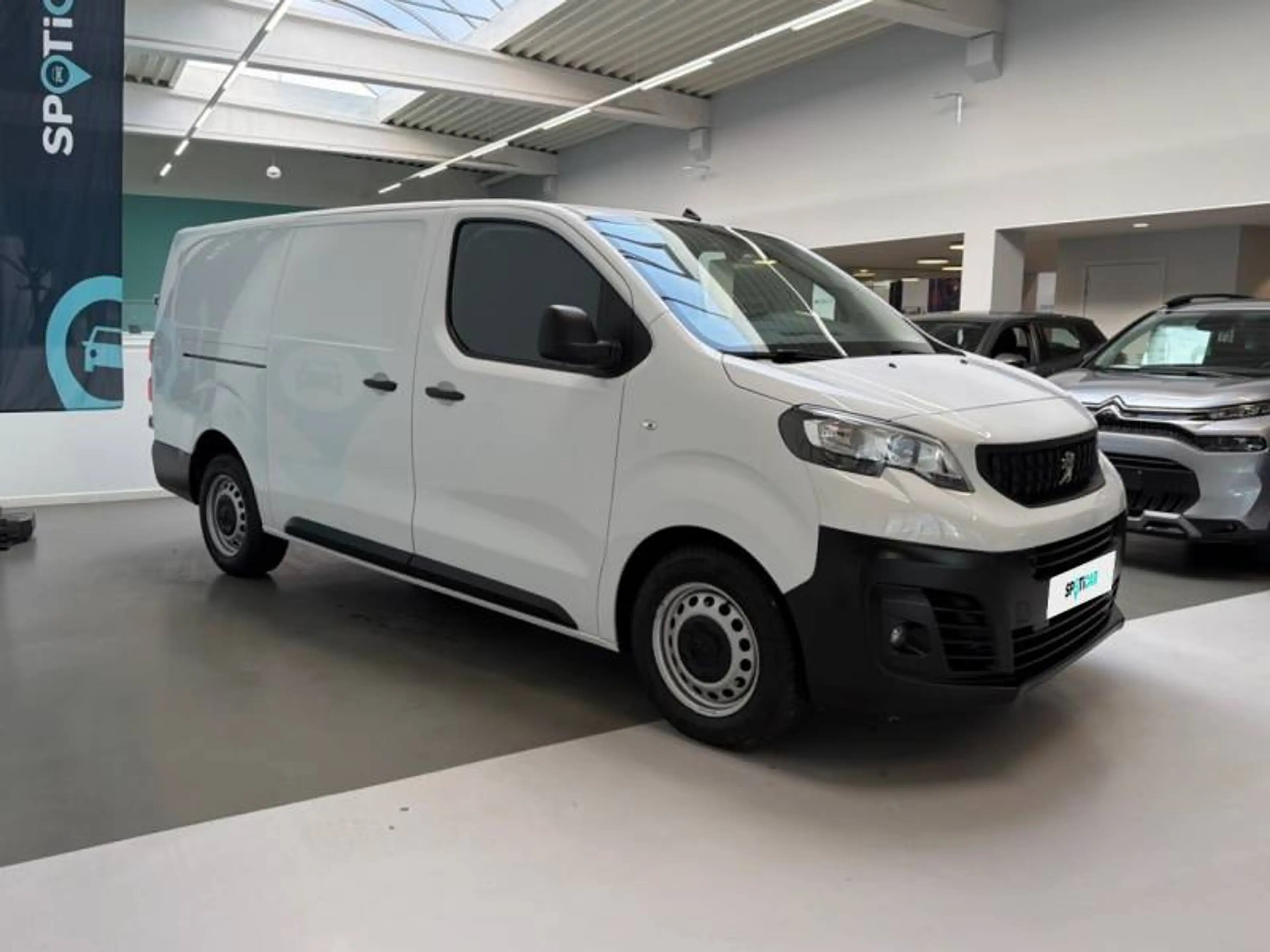 Peugeot Expert 3 Standard L2 2.0 BlueHDi 145 S&S - — photo 3