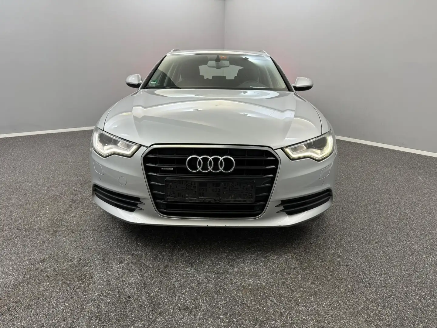 Audi A6 Avant 3.0 TDI quattro BOSE*RÜCKKAM*XENON+*AHK Silber - 2