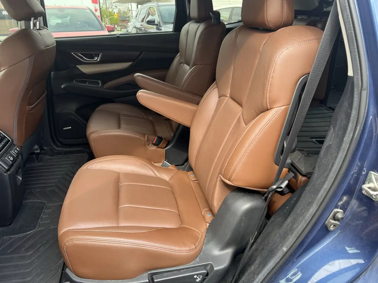 Subaru Ascent снимка Subaru Ascent