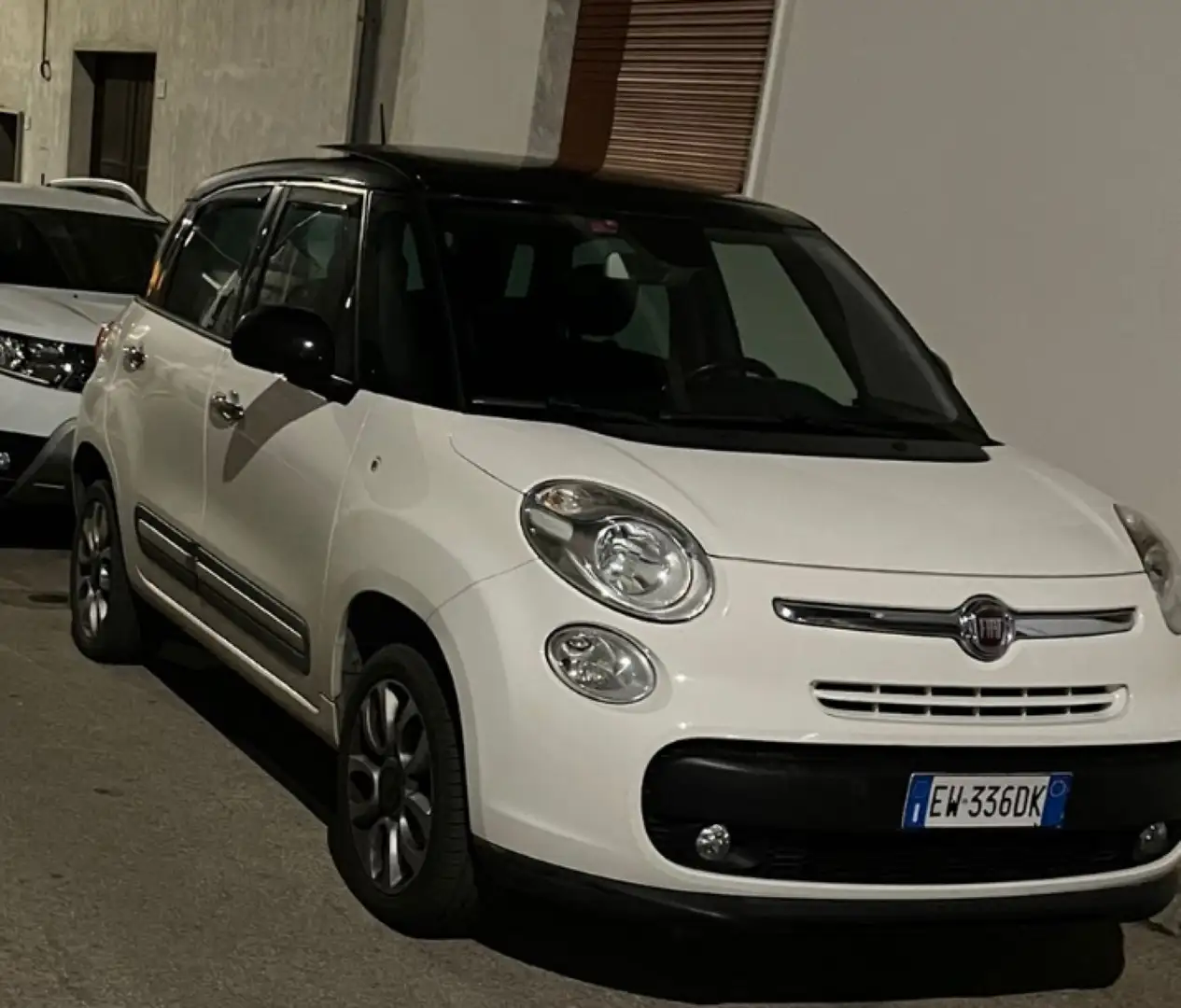 Fiat 500L 0.9 t.air t. natural power Panoramic Edition 80cv Bianco - 1