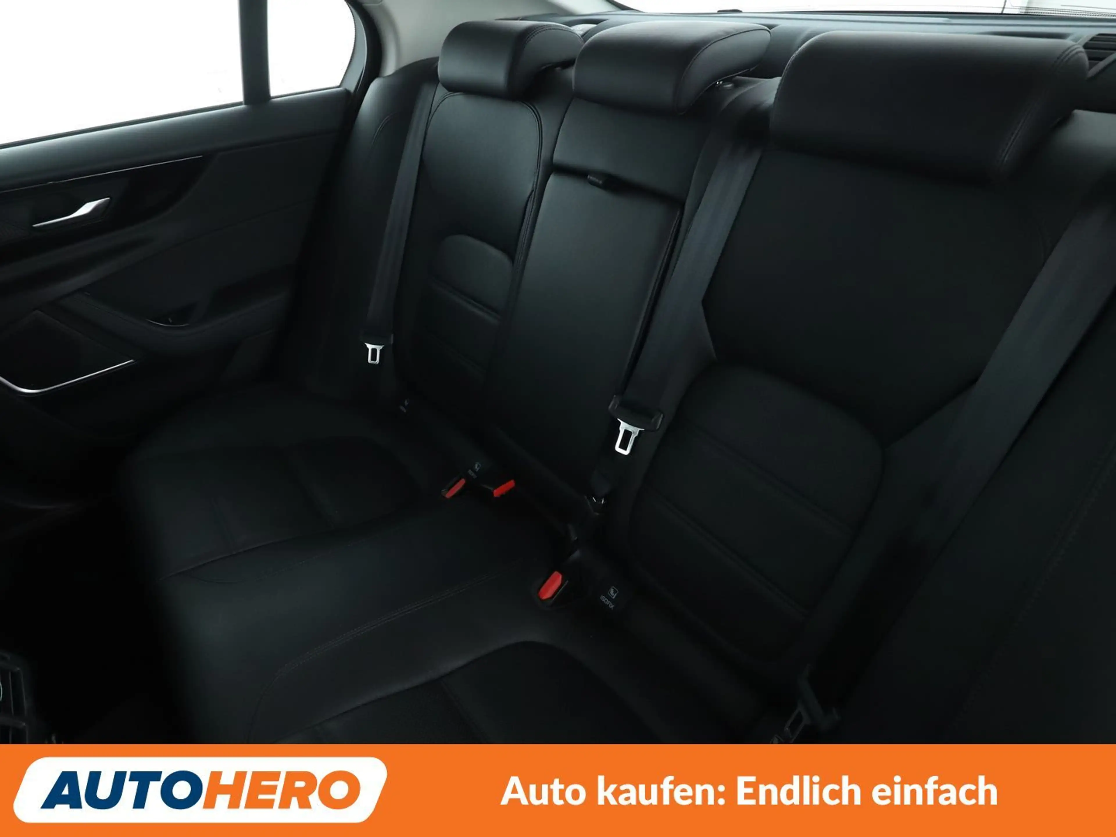 Jaguar XE 25t S Aut.*NAV*LED*TEMP*CAM*PDC*ALU*KLIMA*LWS* — photo 14