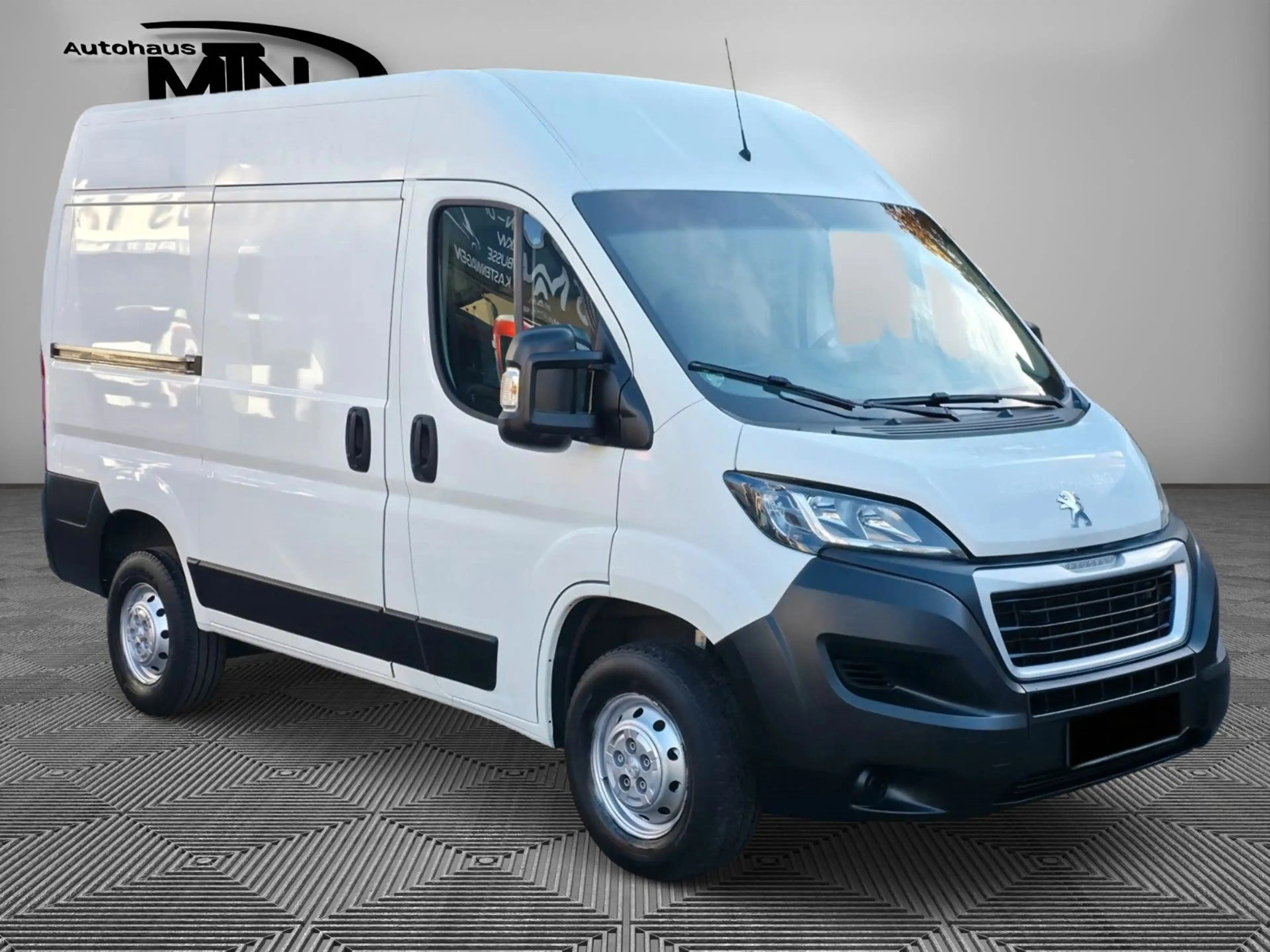Peugeot Boxer Kasten H2+L1 3.Stz Klima R.Kamera 1.Hand