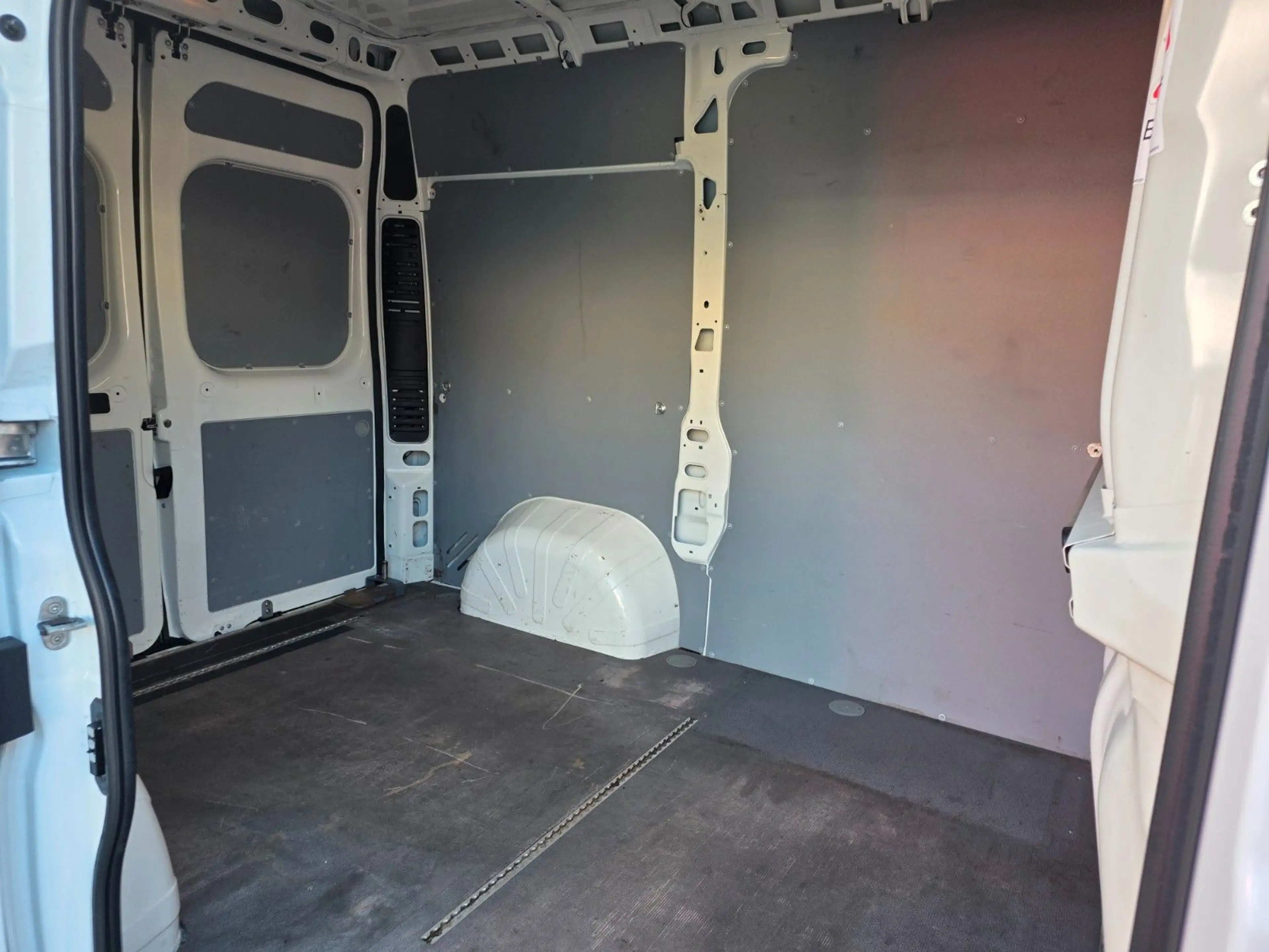Peugeot Boxer Kasten H2+L1 3.Stz Klima R.Kamera 1.Hand — photo 15
