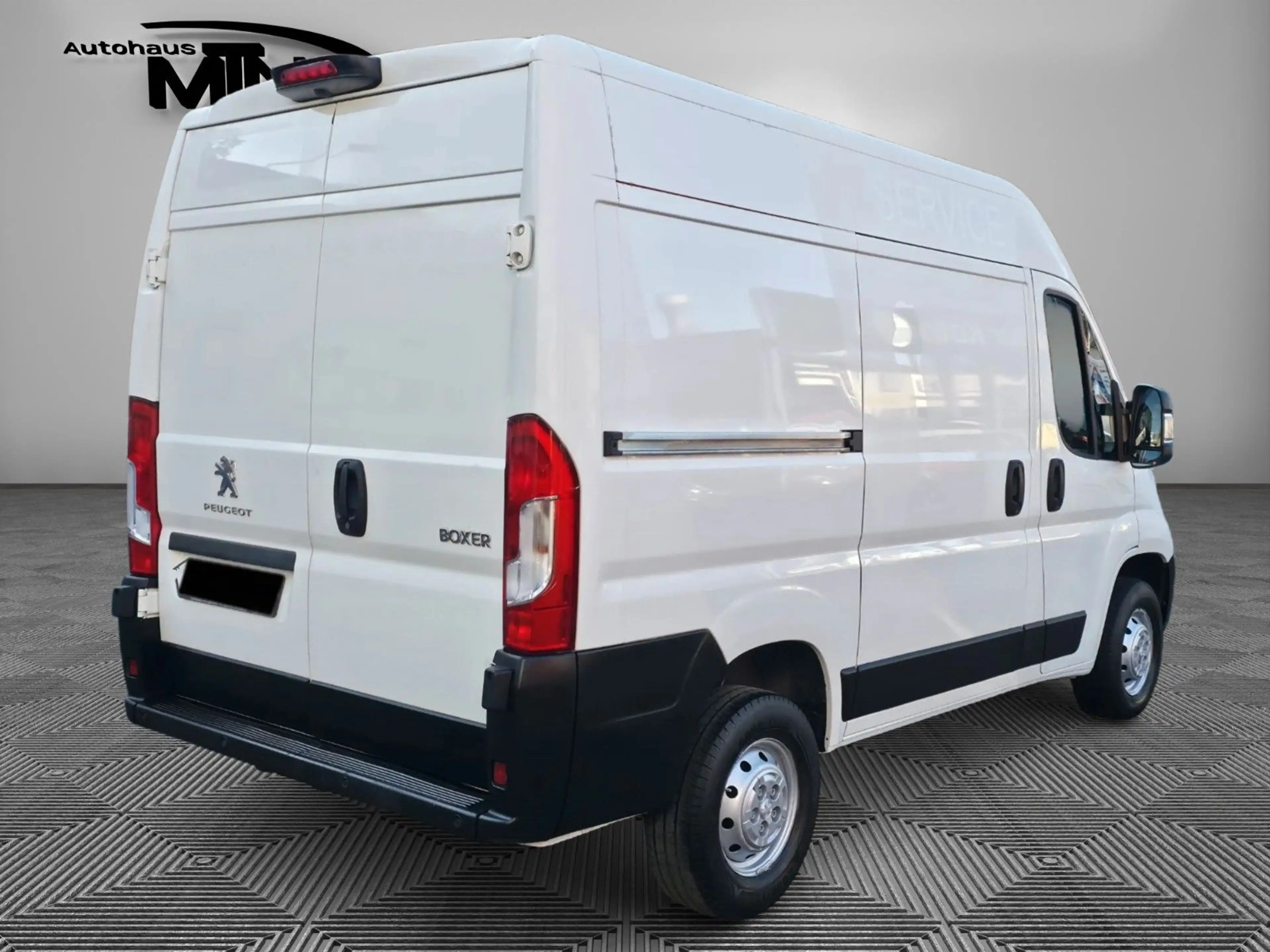 Peugeot Boxer Kasten H2+L1 3.Stz Klima R.Kamera 1.Hand — photo 3