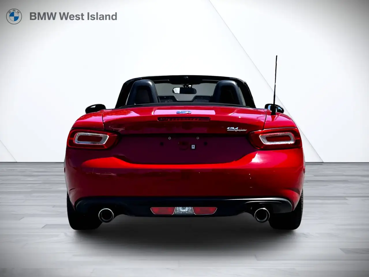 Fiat 124 Spider снимка Fiat 124 Spider