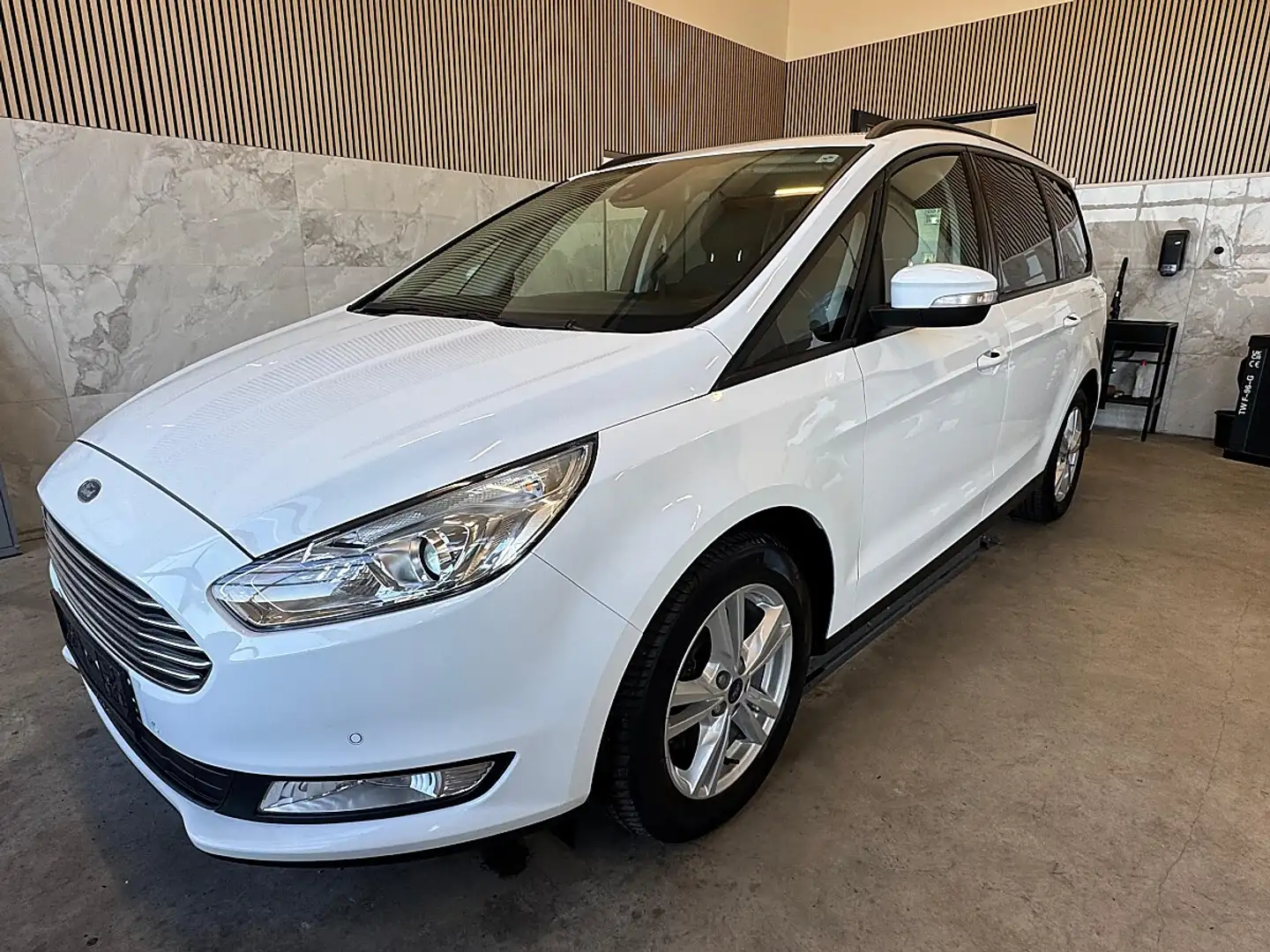 Ford Galaxy 2,0 EcoBlue SCR Business 7 Sitze, ÖAMTC Test, E... Weiß - 1