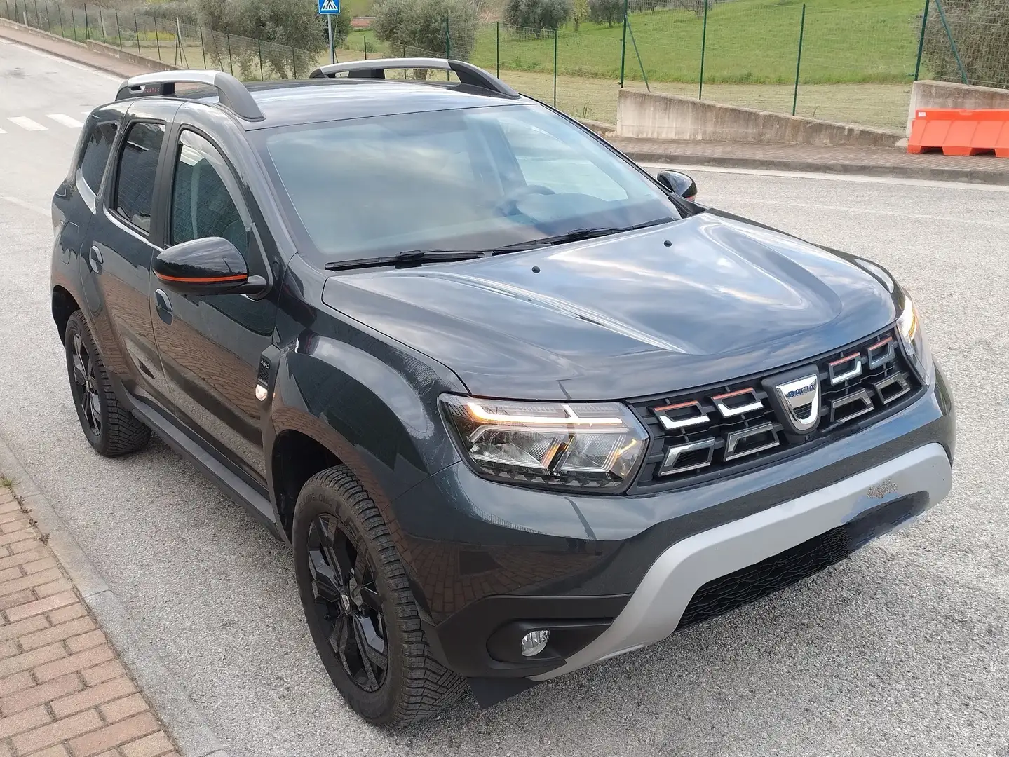 Dacia Duster 1.5 blue dci extreme 4wd - 2
