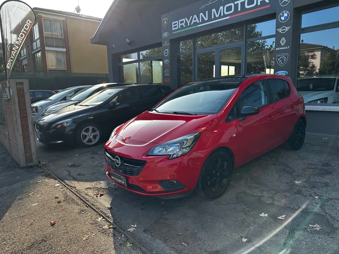 Opel Corsa 1.4 90CV GPL Tech 5 porte Black Edition Rosso - 1