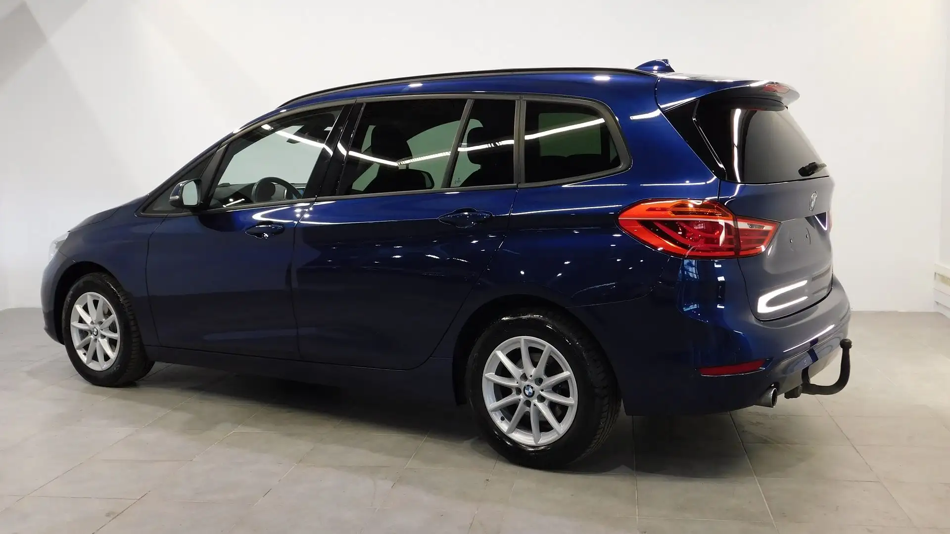 BMW 216 (F46) 216D 116CH LOUNGE - 2