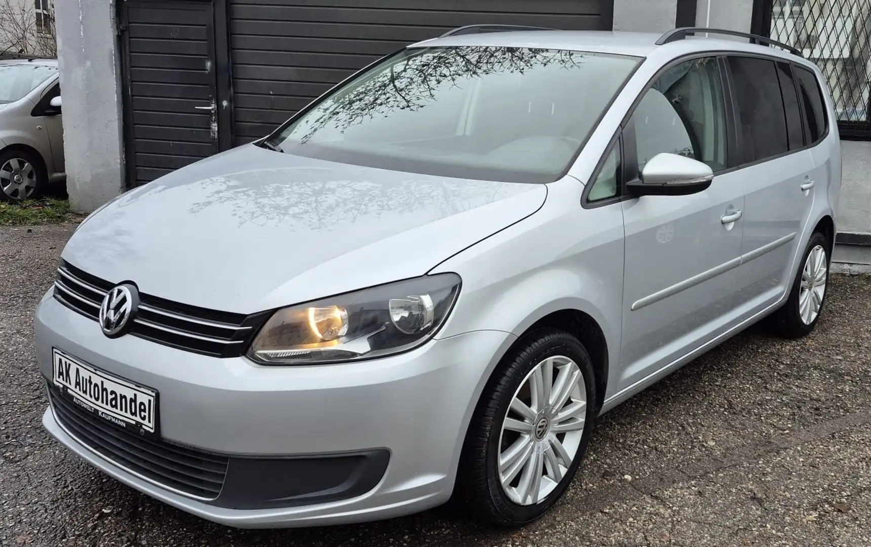 Volkswagen Touran Comfortline 7 sitz Zilver - 1