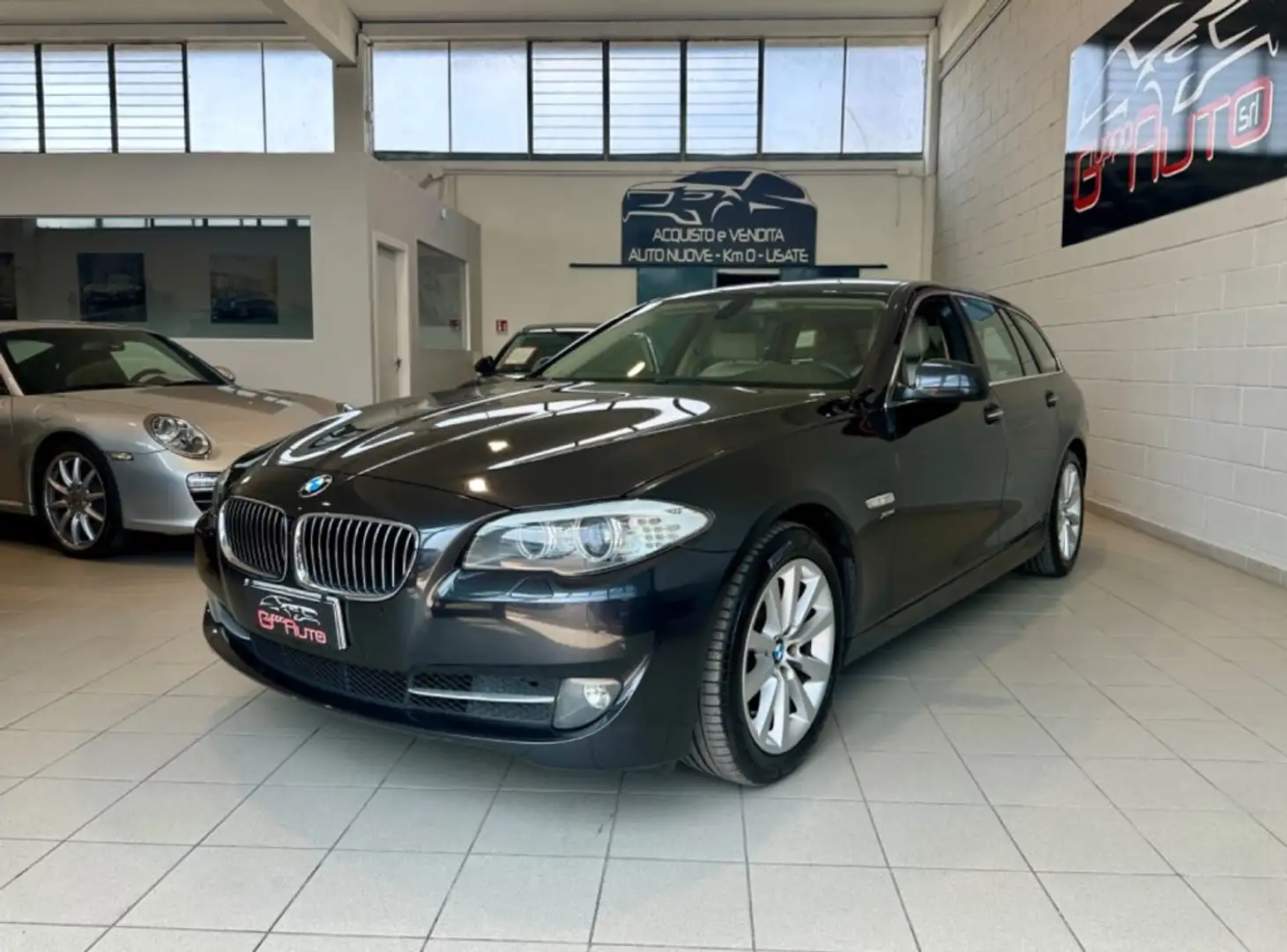 BMW 525 d xDrive Touring Futura Grigio - 1