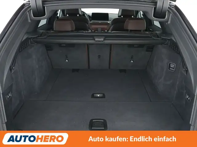 BMW 5 Series view 17