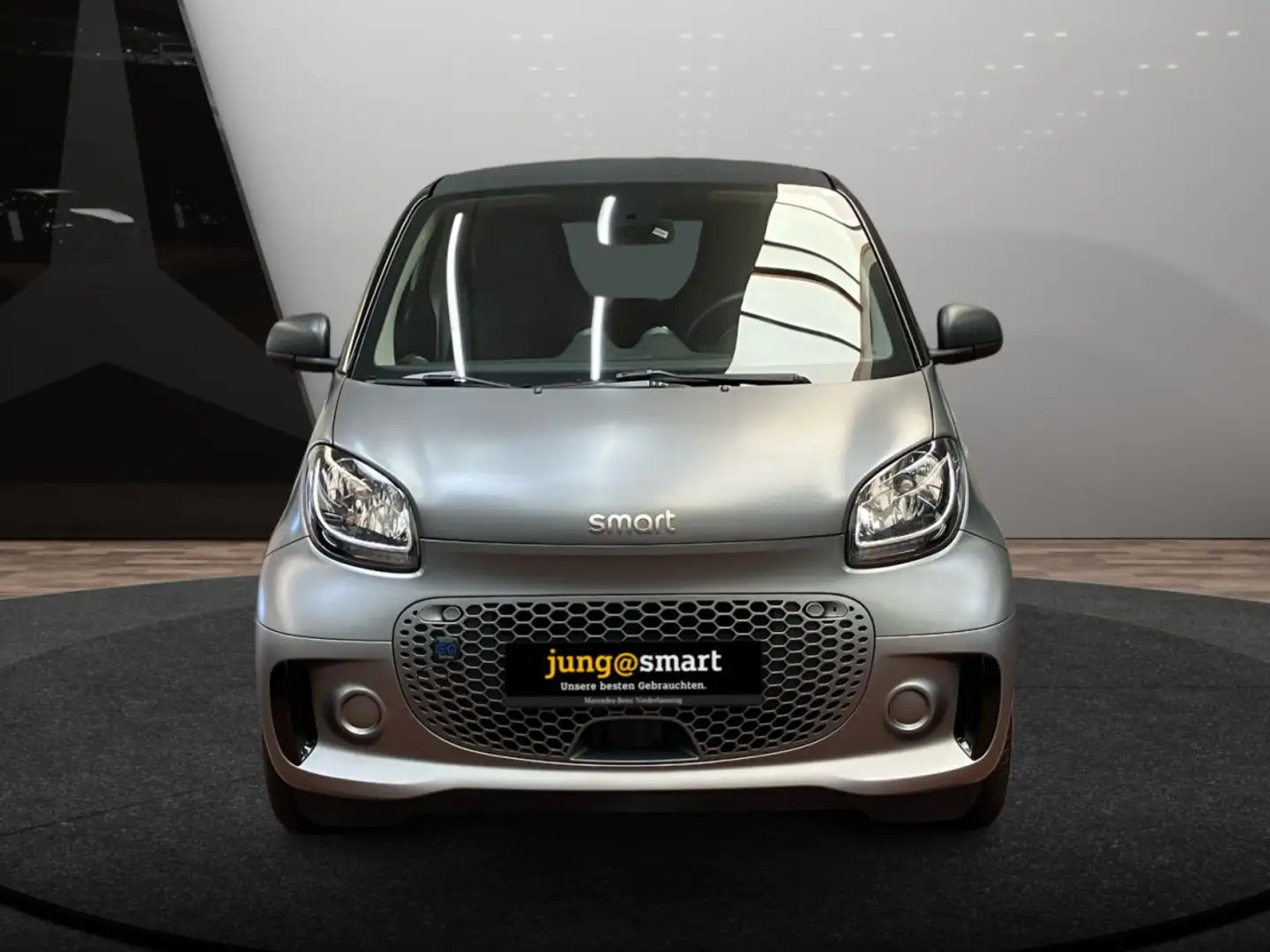 smart forTwo EQ 60kWed passion SHZ PDC Dig Radio Tempom Grau - 2