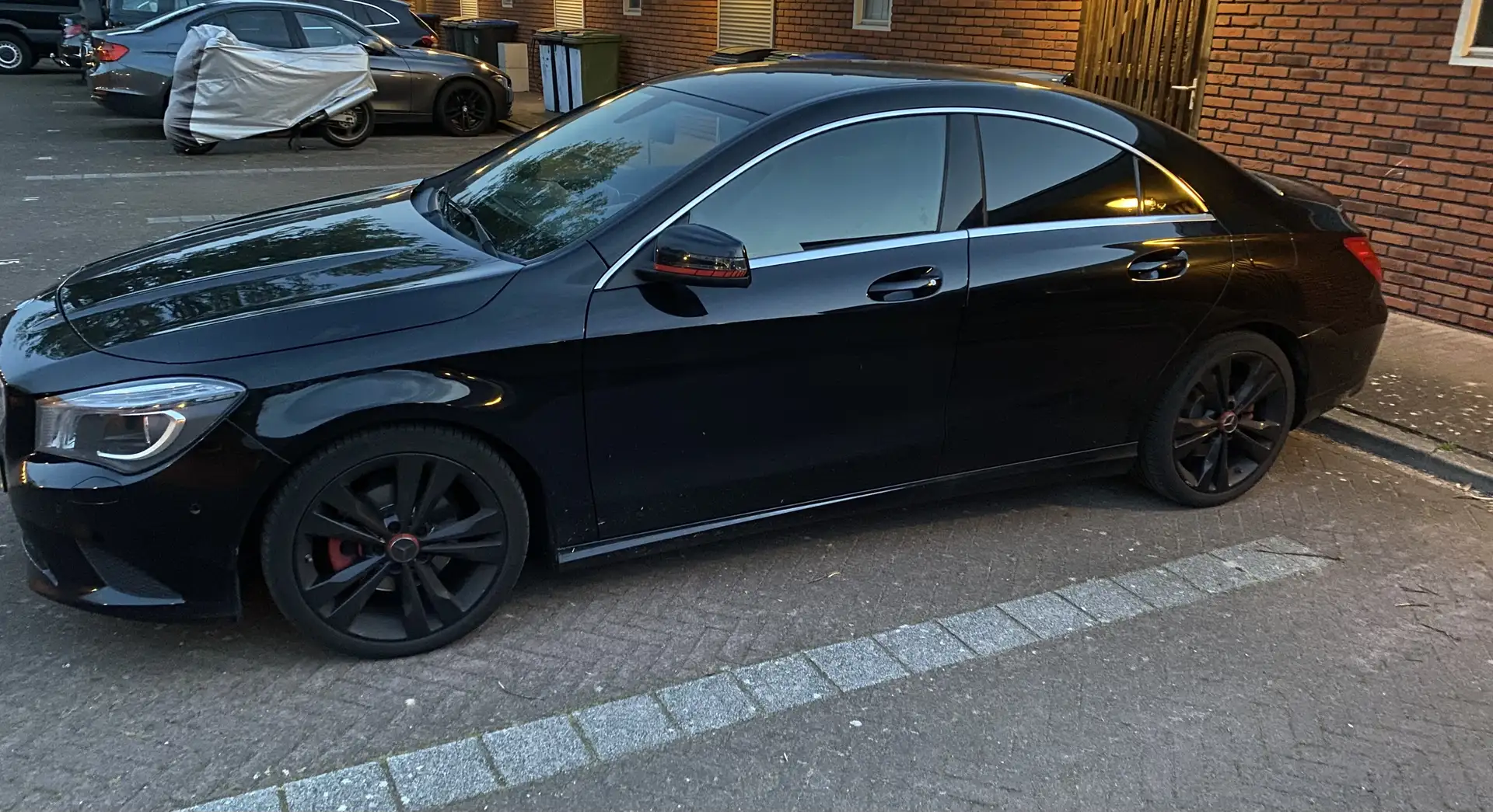 Mercedes-Benz CLA 180 - 1