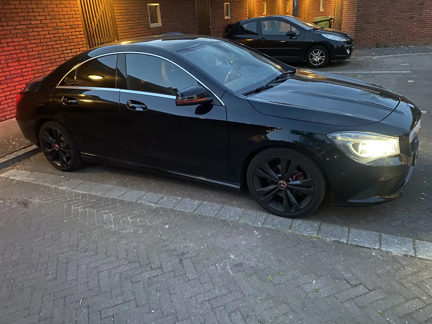 Mercedes-Benz CLA 180 - 2