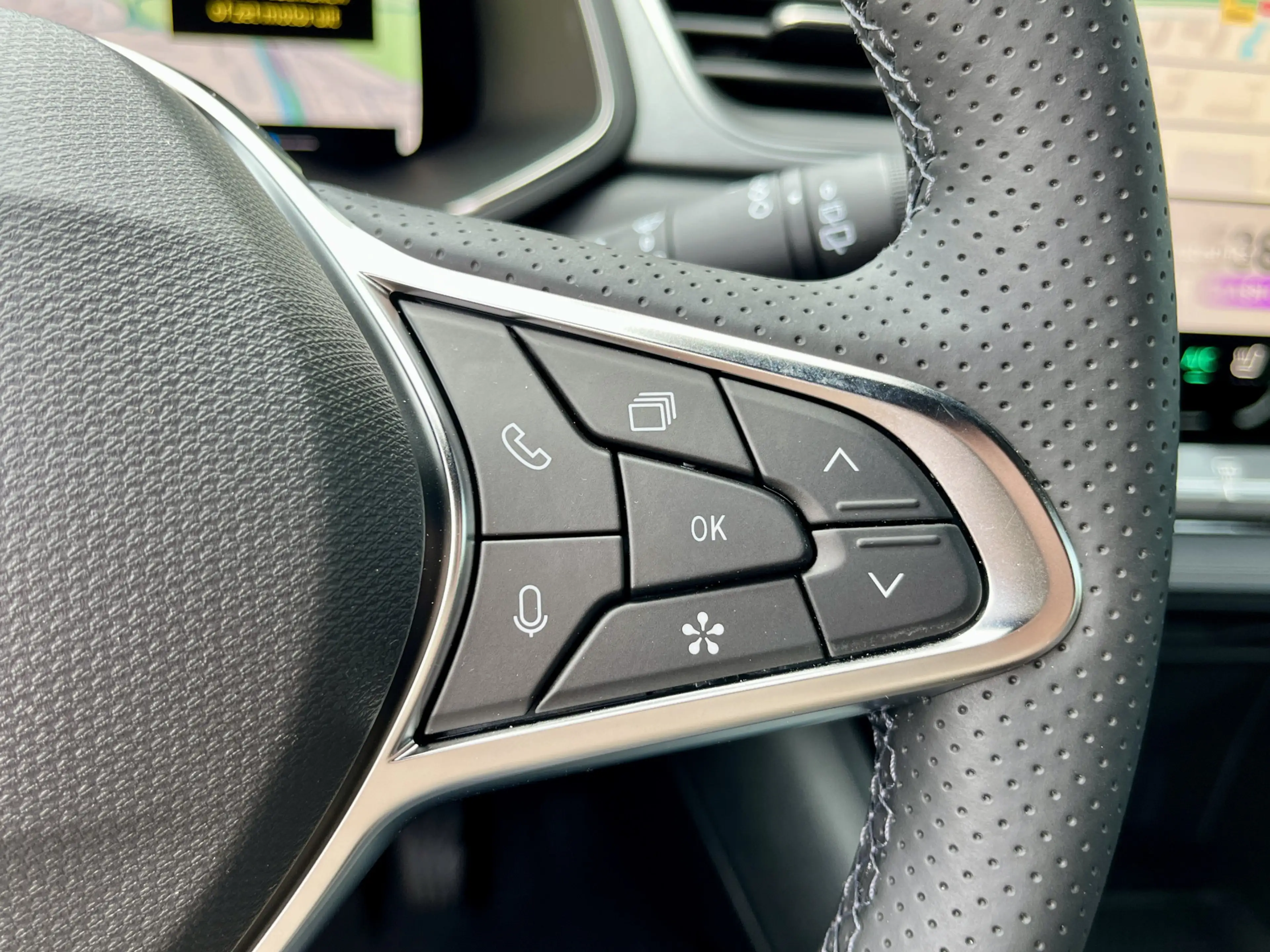 Renault Captur 1.8 E-Tech Full Hybrid 160 Techno | Pack Winter | — photo 21