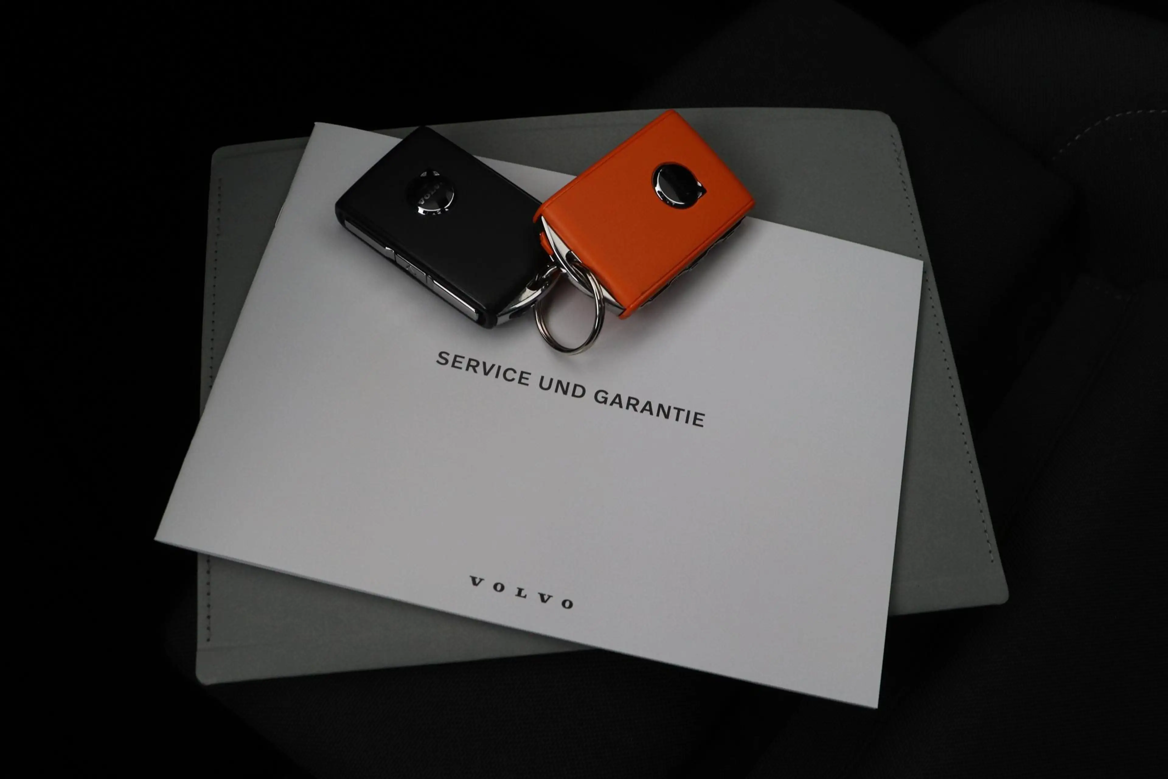 Volvo EX40 Single Motor Extended Range Plus Black Edition | 8 — photo 18