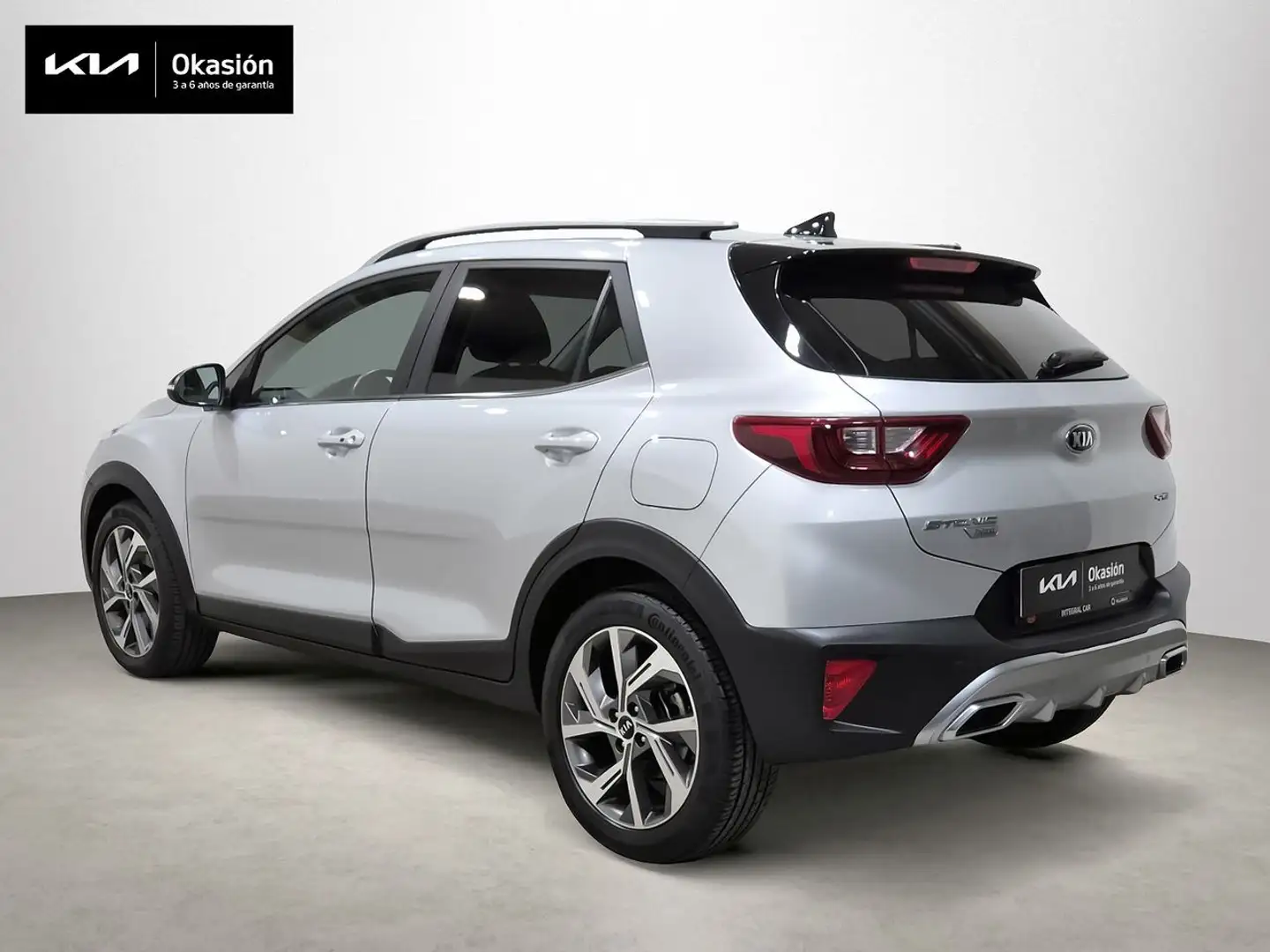 Kia Stonic 1.0 T-GDi 88kW (120CV) MHEV GT Line DCT Plateado - 2