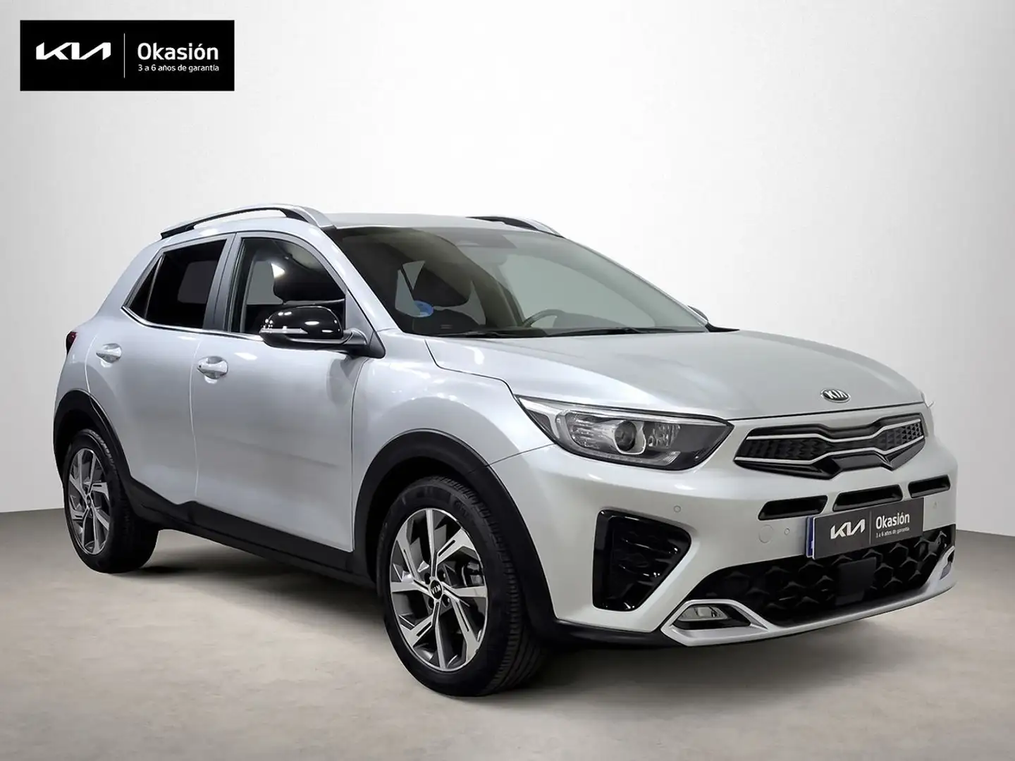 Kia Stonic 1.0 T-GDi 88kW (120CV) MHEV GT Line DCT Plateado - 1