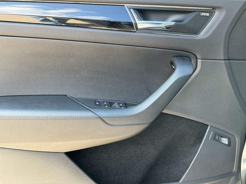 Skoda Kodiaq 2.0 TDI DSG 4x4 L&K LED+NAVI+SHZ+AHK+360° — photo 15