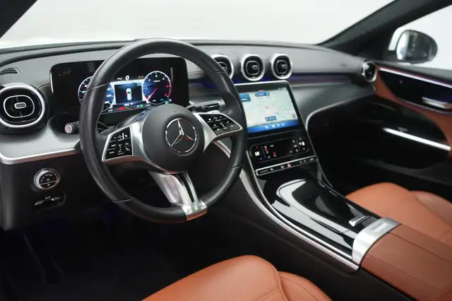 Mercedes-Benz 220 view 14