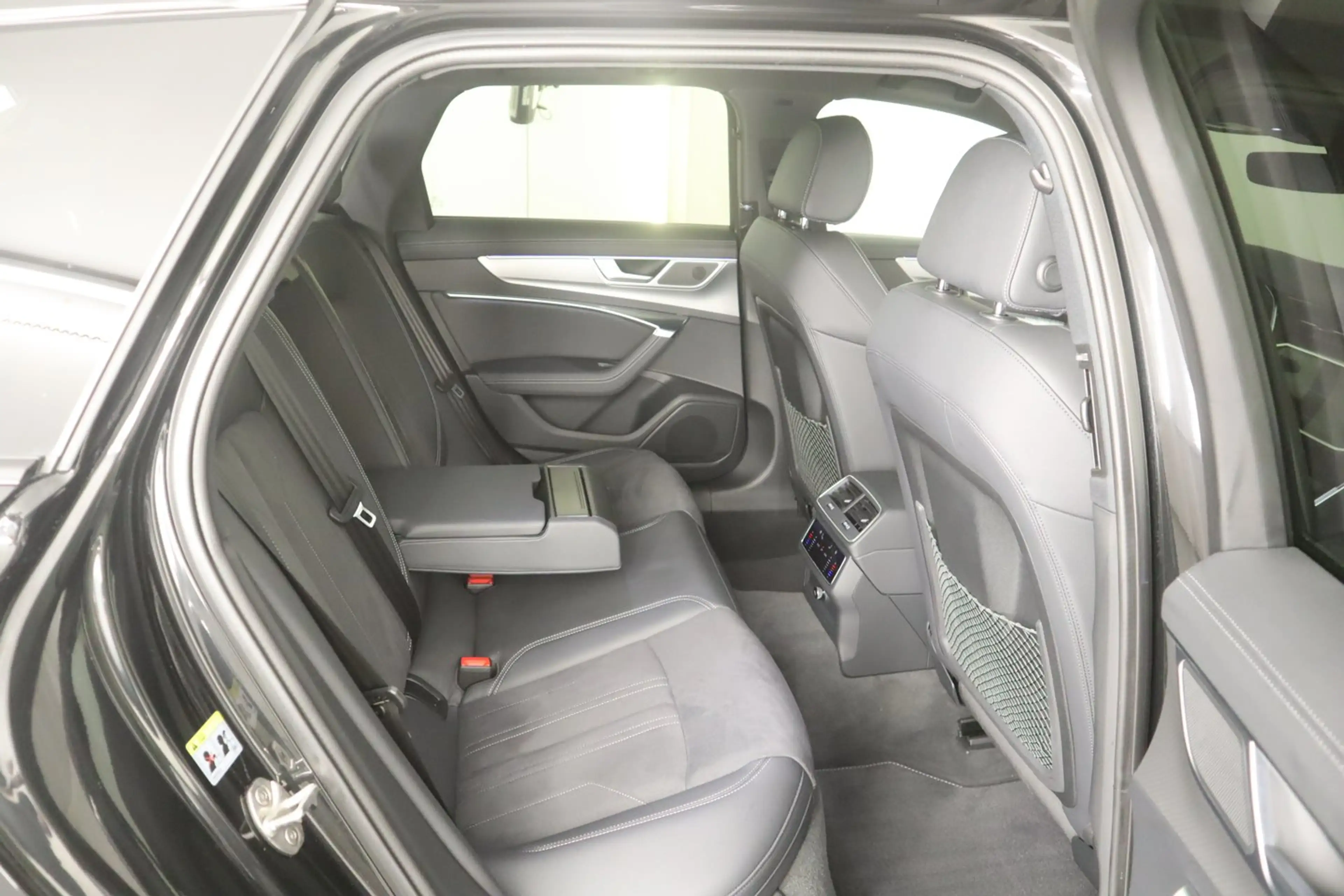 Audi A6 allroad 40 TDI quattro PA — photo 11