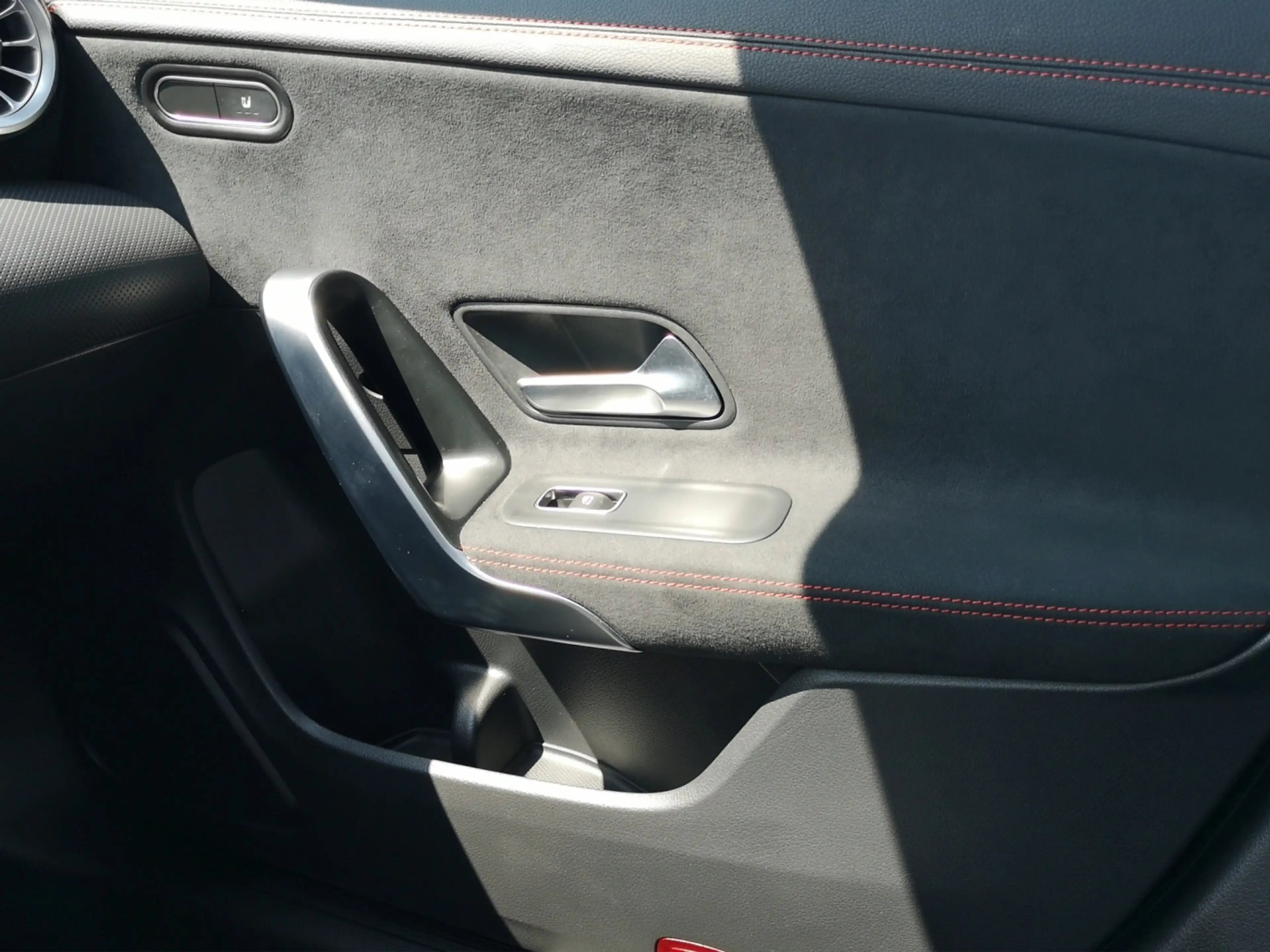 Mercedes-Benz CLA 250 *AMG*Multibeam*Kamera*Pano*Night*Sitzhzg — photo 14
