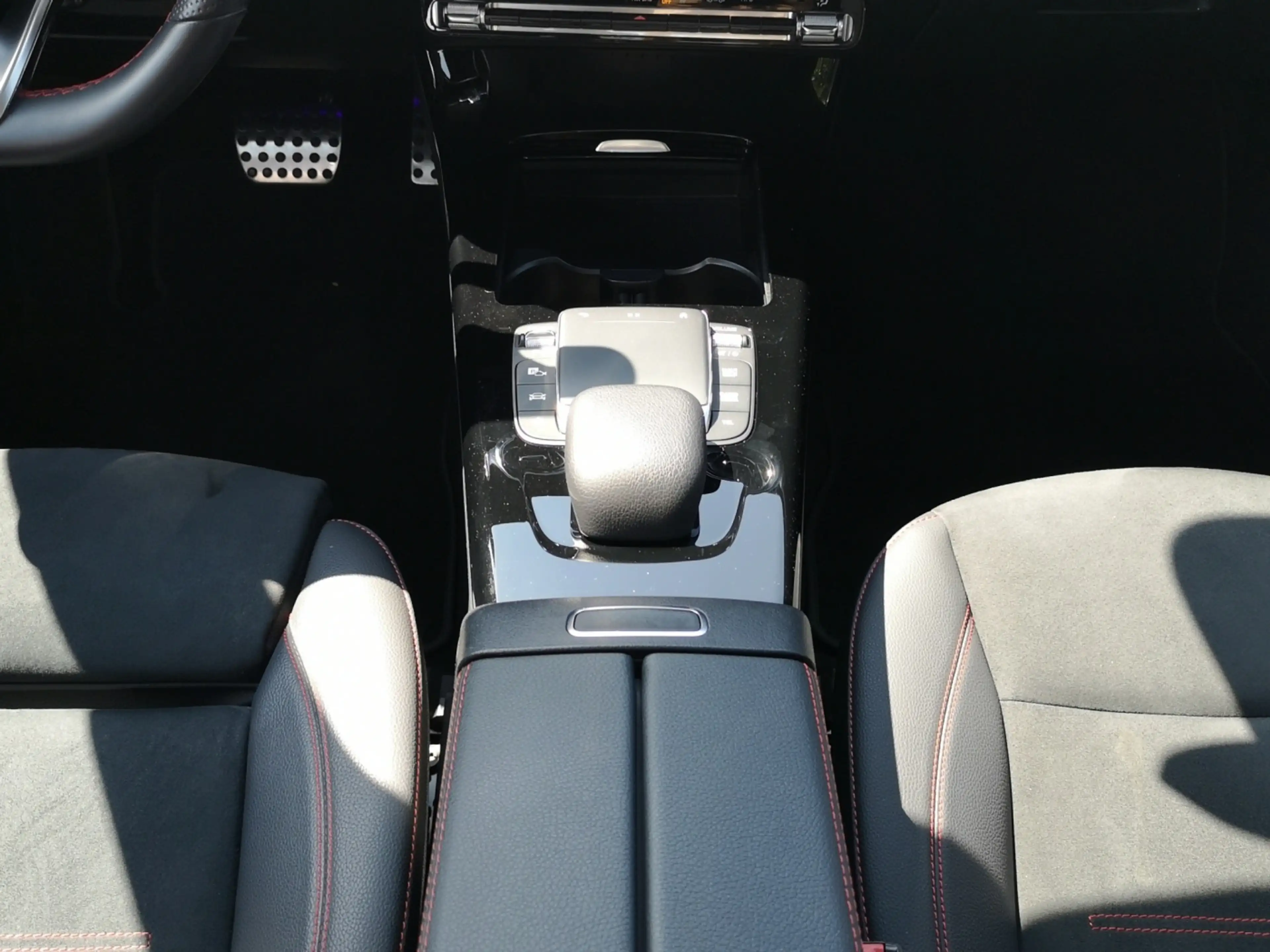 Mercedes-Benz CLA 250 *AMG*Multibeam*Kamera*Pano*Night*Sitzhzg — photo 13