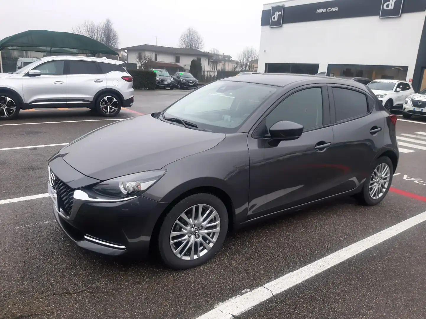 Mazda 2 2 1.5 m-hybrid 100th Anniversary 90cv Gris - 2