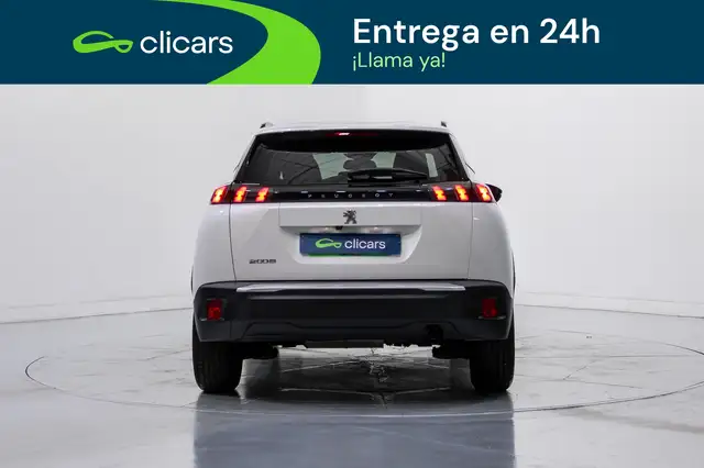 Peugeot 2008 view 4