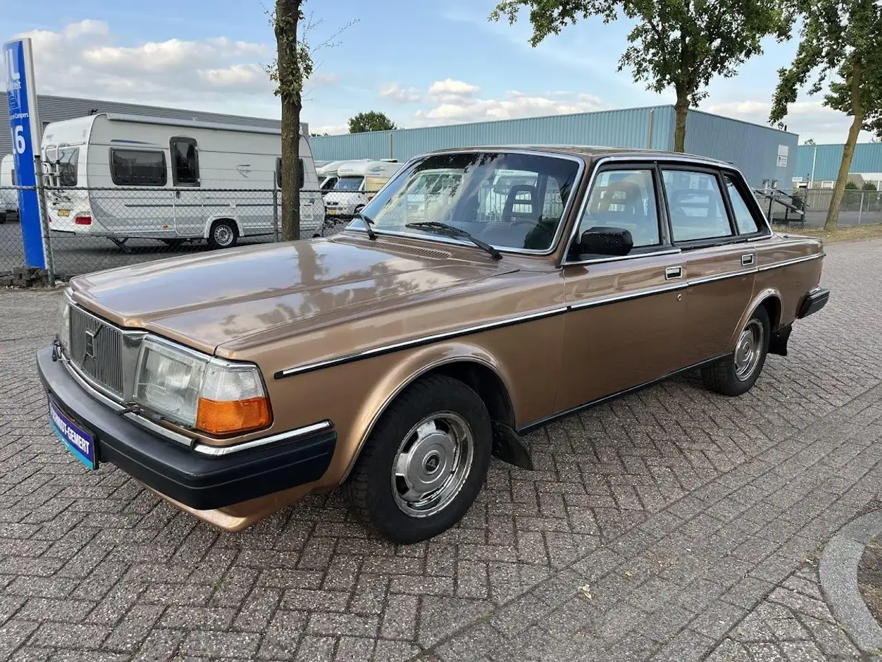 Volvo 264 GL Aut. belastingvrij gereviseerde motor, foto 5
