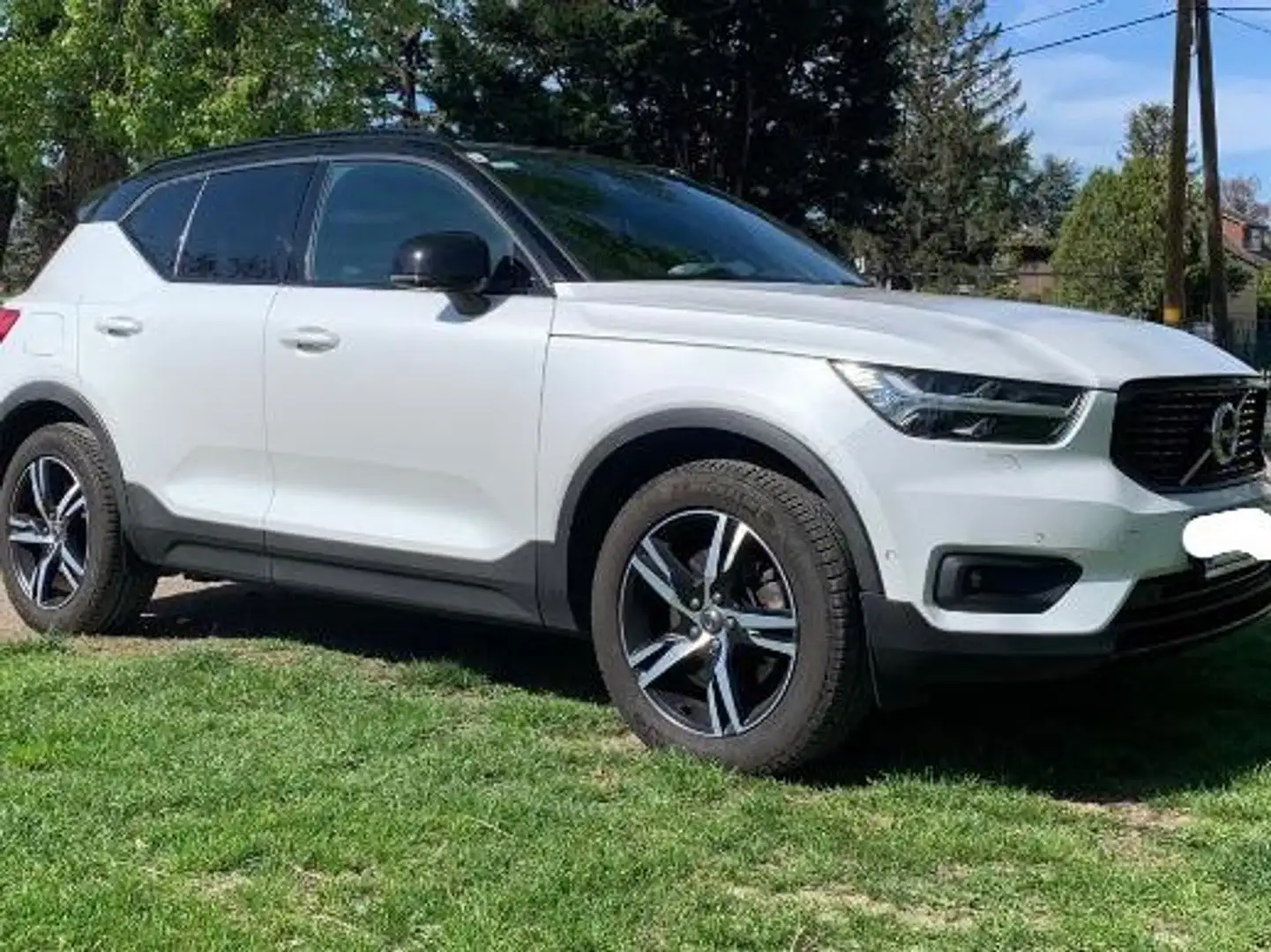 Volvo XC40 T5 AWD R-Design Geartronic Weiß - 1