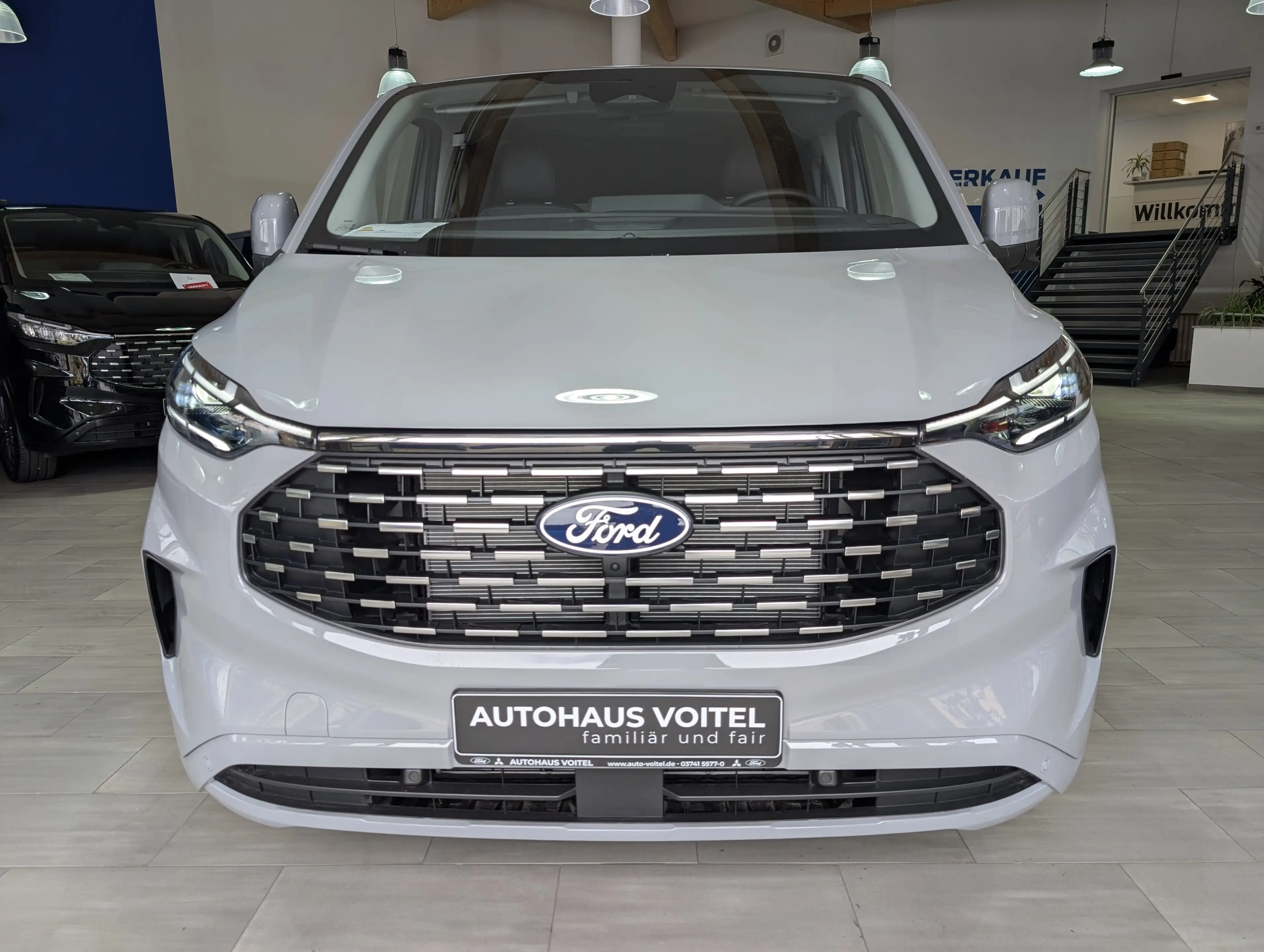 Ford Tourneo Custom Titanium X AWD elek. AHK / Matrix-LED / Standheizu — photo 2