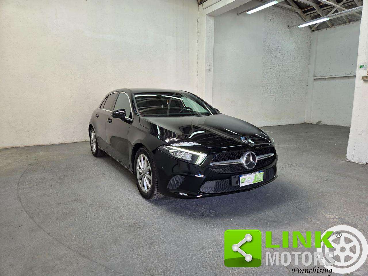 Mercedes-Benz A 180 Sport GARANZIA INCLUSA