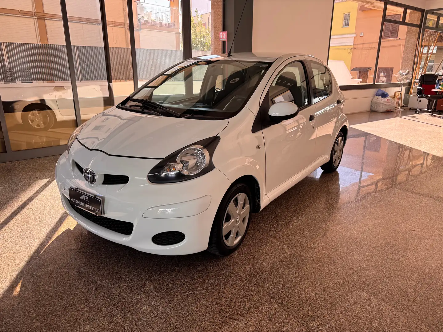 Toyota Aygo Aygo I 2005 5p 1.0 Sol Connect Bianco - 2