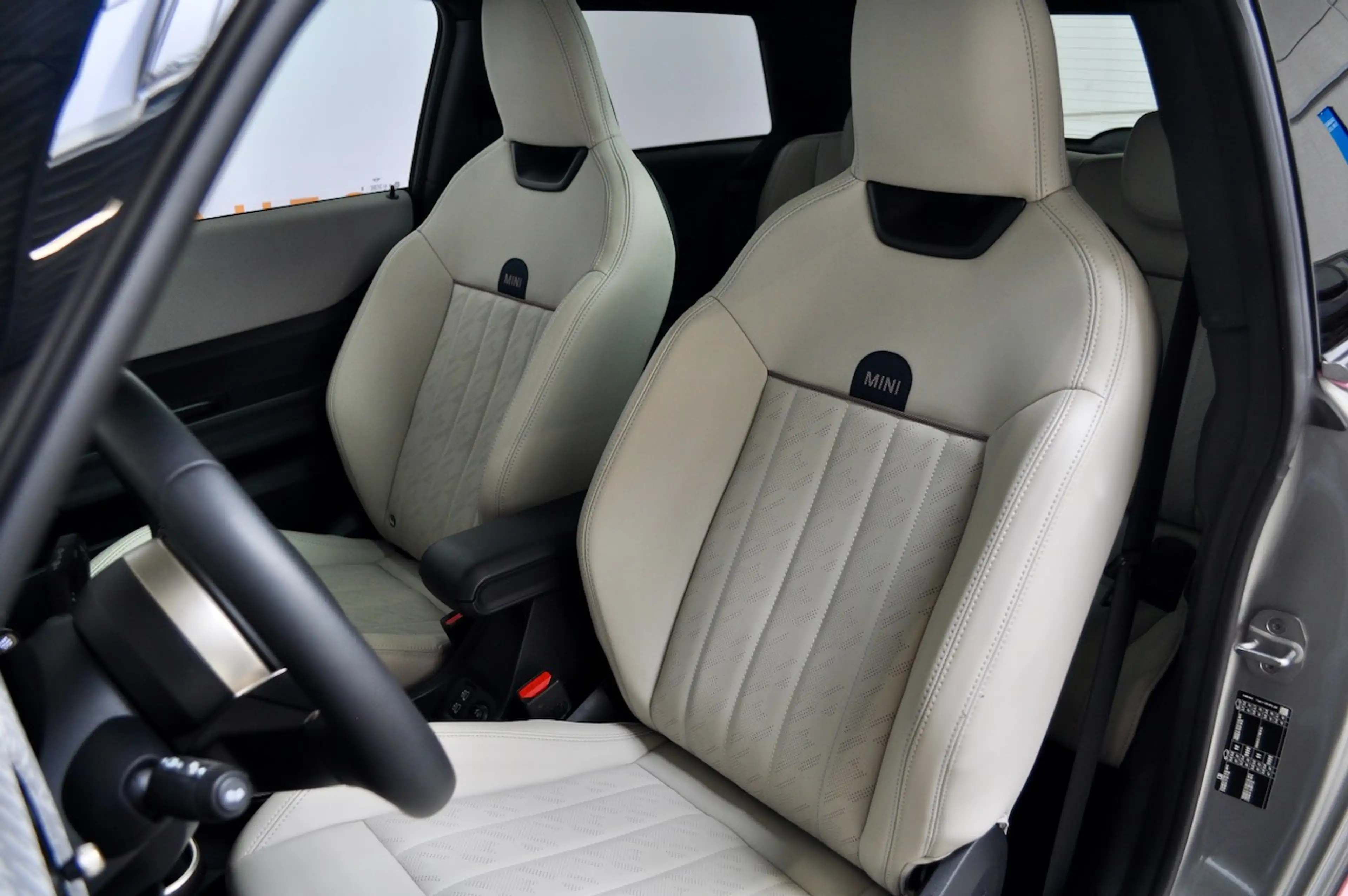 MINI Cooper S Automaat New Model/Favoured/Pack M/ — photo 2