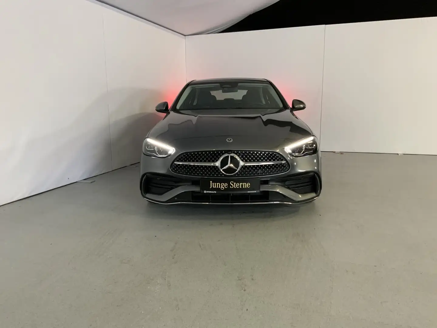 Mercedes-Benz C 180 C 180 AMG Line Navi/KEYLESS-GO Start-Funktion/LED Grau - 2