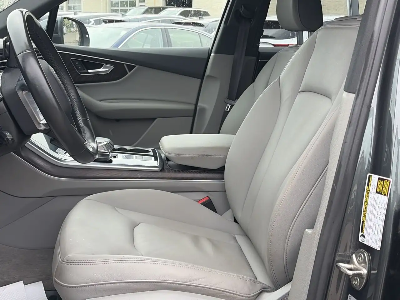 Audi Q7 снимка Audi Q7