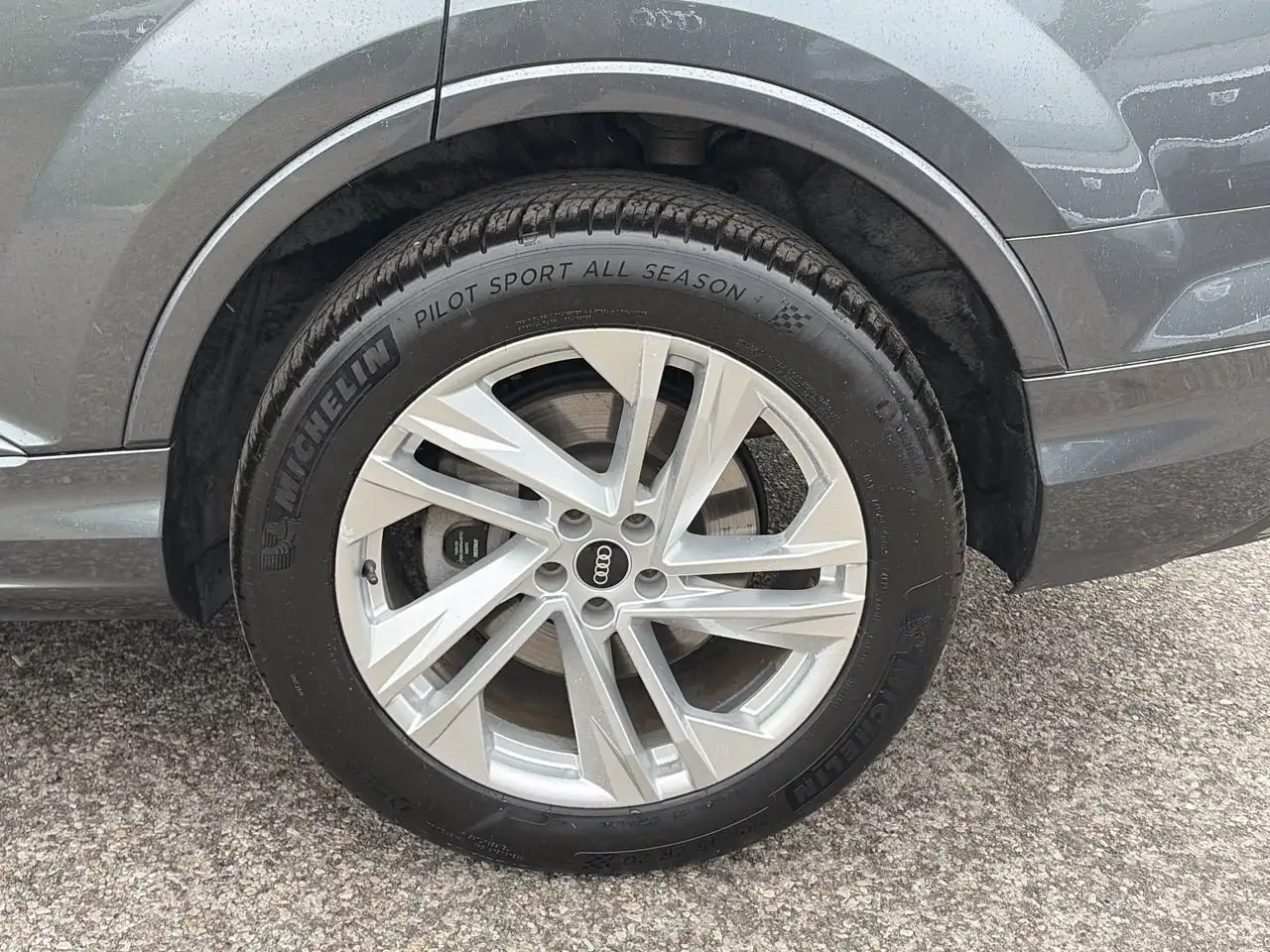 Audi Q7 снимка Audi Q7