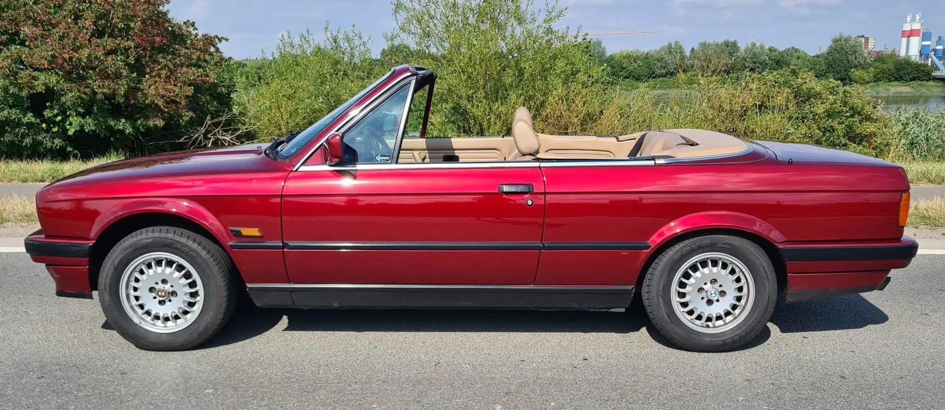 BMW 325 325i Cabrio - Calypsorot Rood - 2