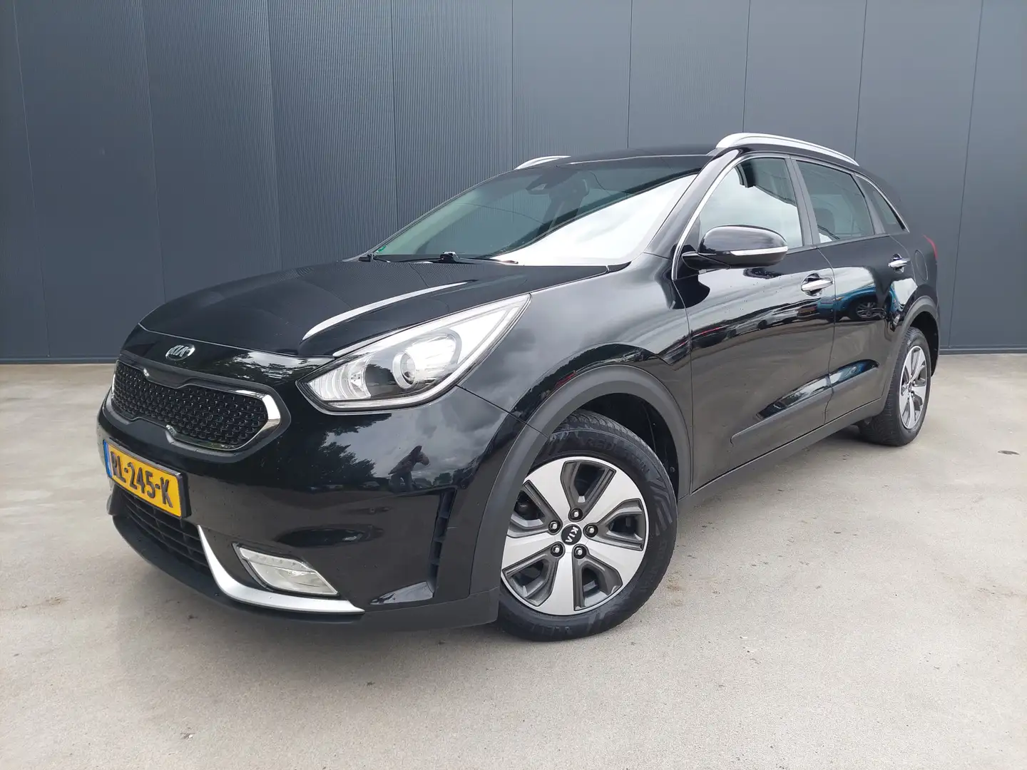 Kia Niro 1.6 GDi Hybrid ExecutiveLine CAMERA HALF LEER LED Noir - 1