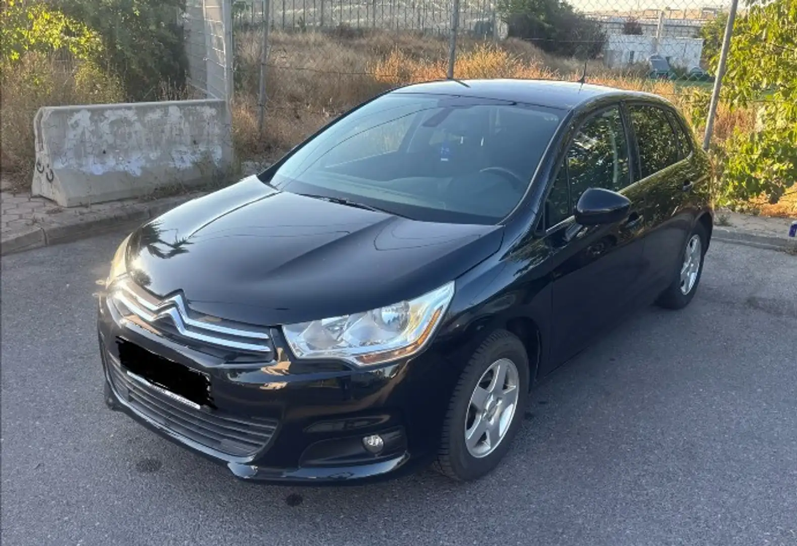 Citroen C4 1,6 HDi 90 Exclusive - 1