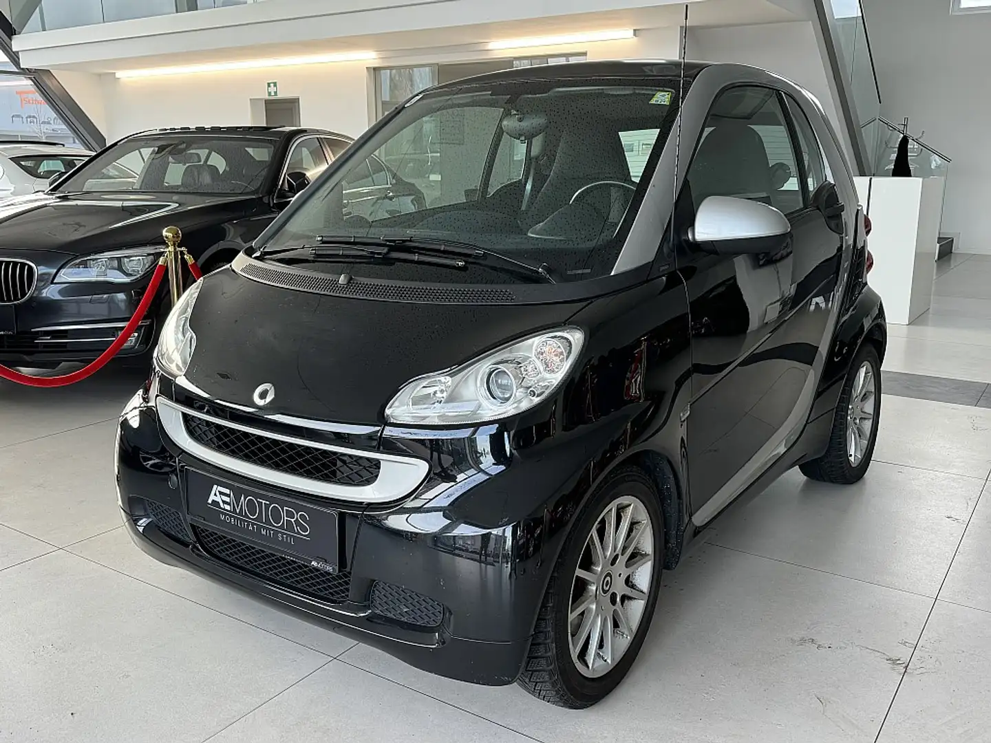 smart forTwo micro hybrid passion softouch*PANO*KREDIT*ALU* Schwarz - 2