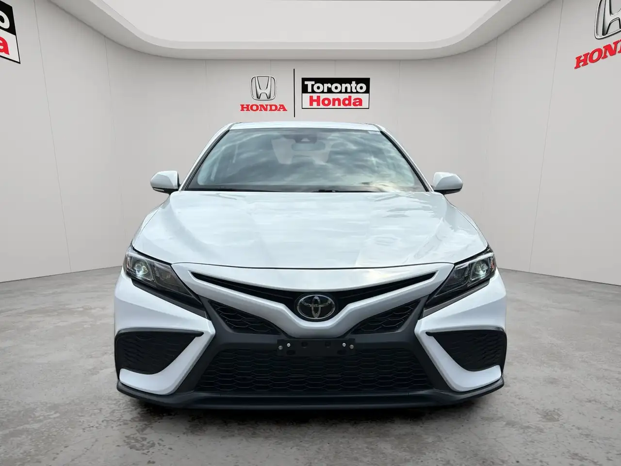 Toyota Camry photo Toyota Camry